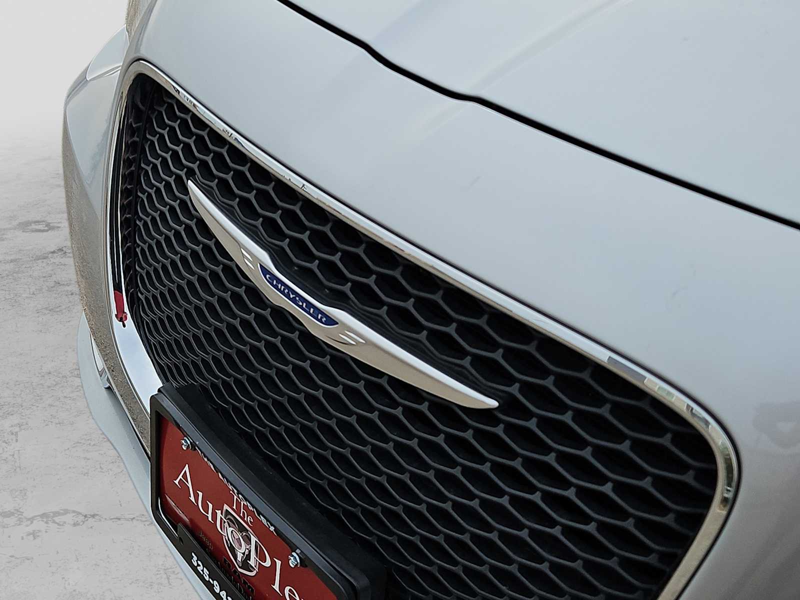 Thumbnail: 2023 Chrysler 300 - 13