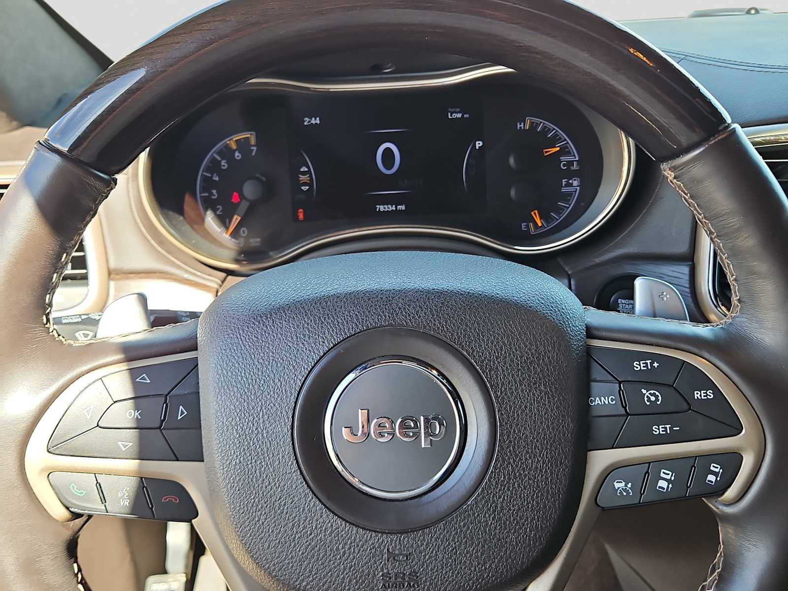 Thumbnail: 2017 Jeep Grand Cherokee - 19