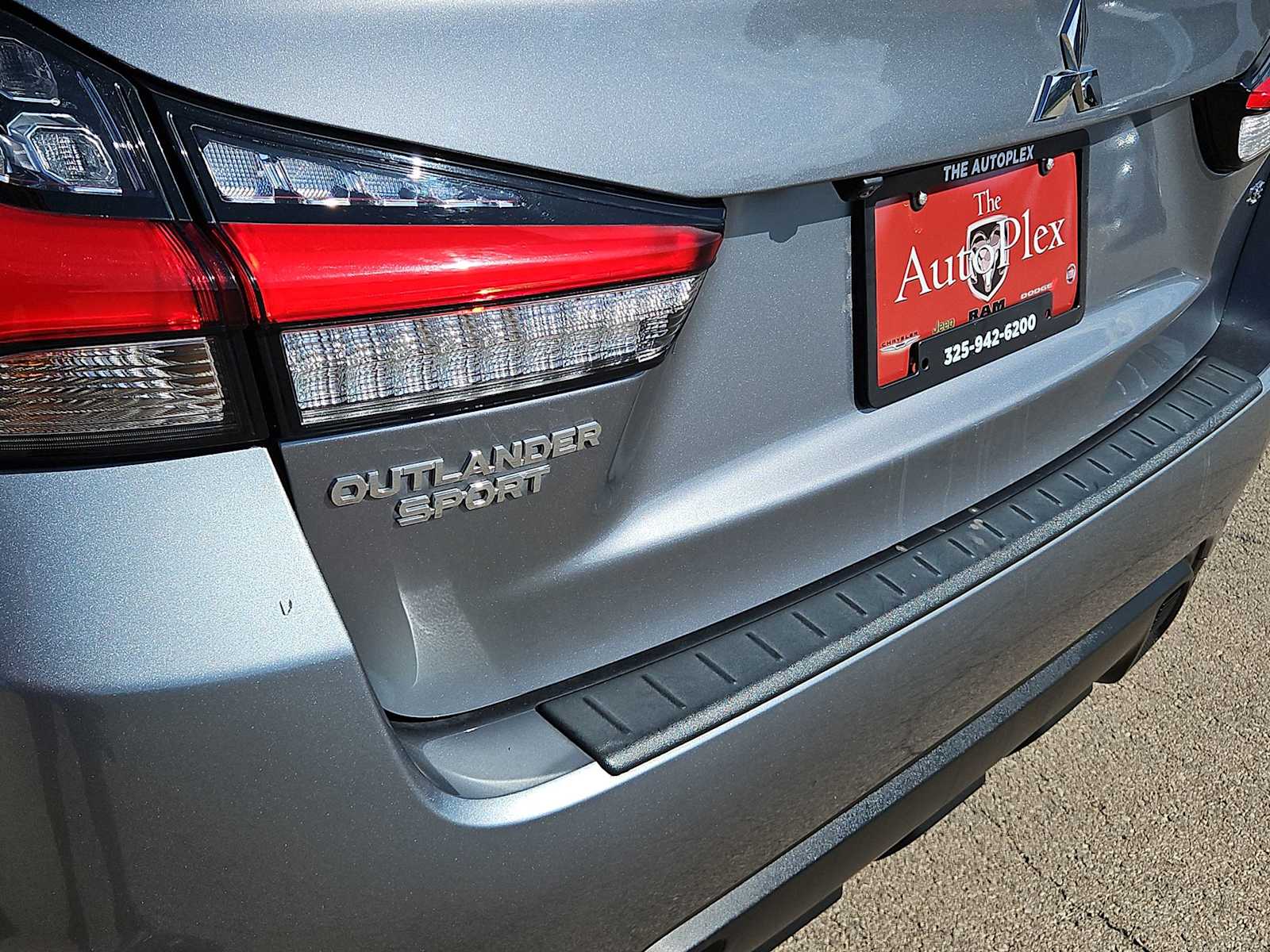 Thumbnail: 2023 Mitsubishi Outlander Sport - 15