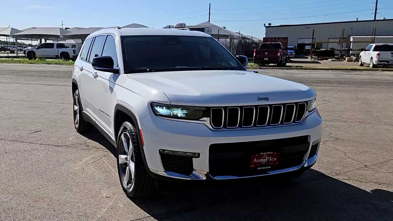 Thumbnail: 2021 Jeep Grand Cherokee L - 2