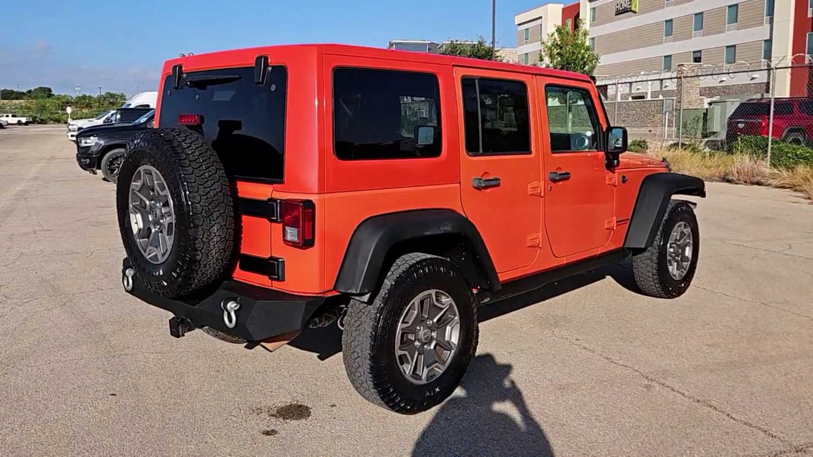 Thumbnail: 2015 Jeep Wrangler - 7