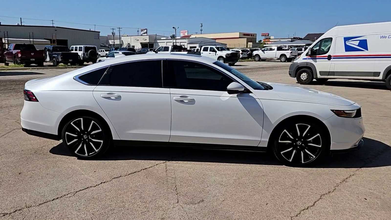 Thumbnail: 2024 Honda Accord - 9