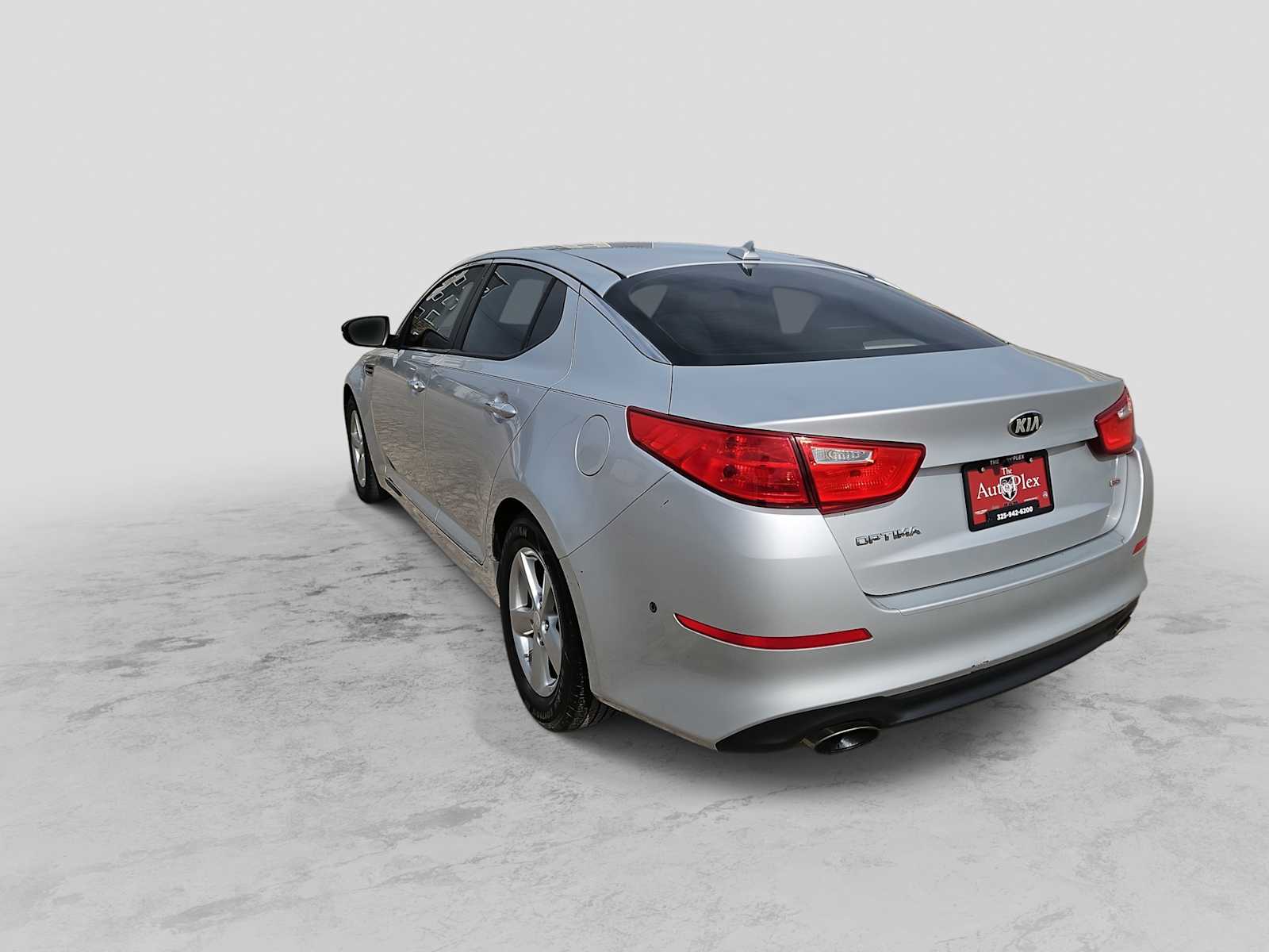 Thumbnail: 2015 Kia Optima - 6