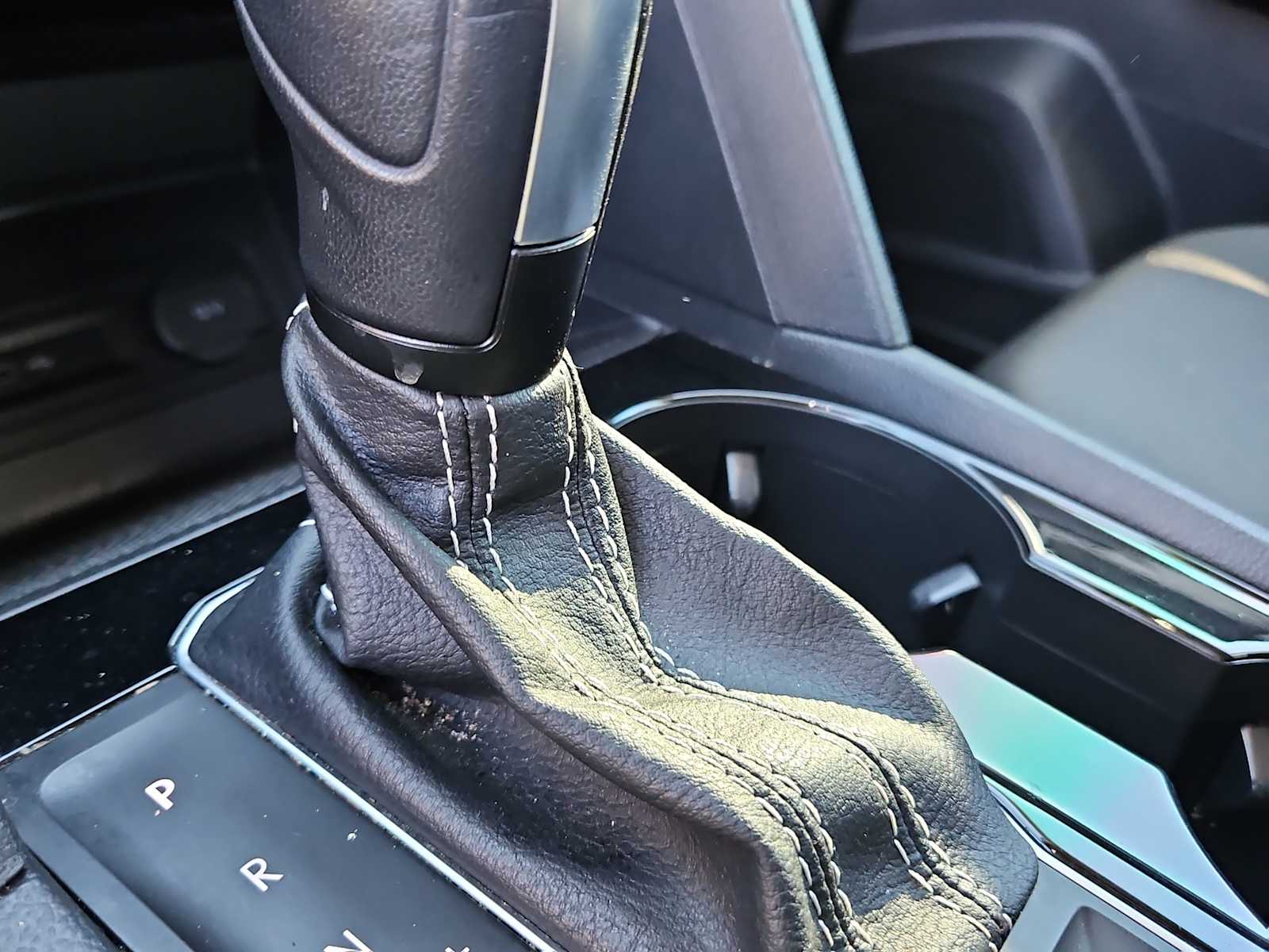 Thumbnail: 2023 Volkswagen Atlas - 21