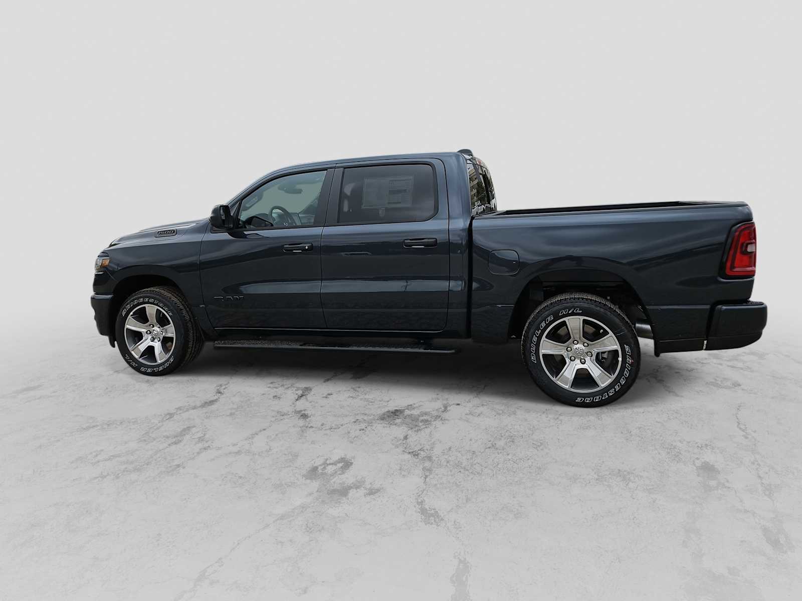 Thumbnail: 2026 RAM 1500 - 5