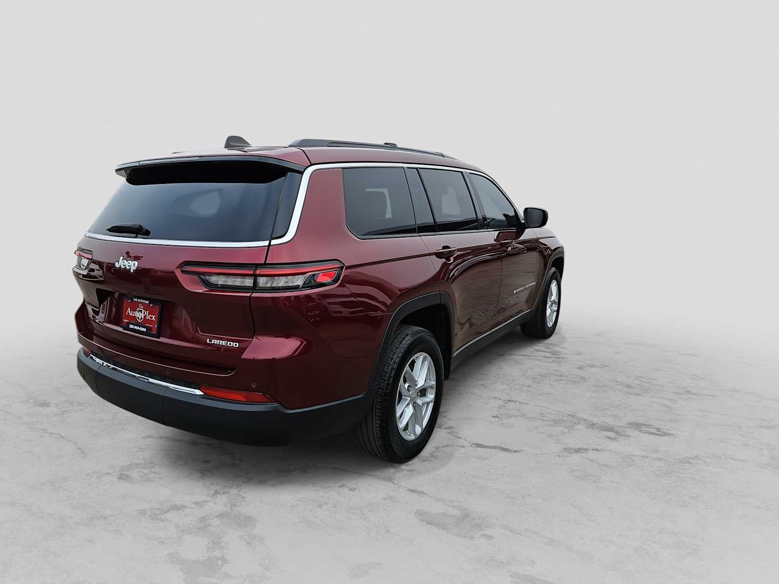 Thumbnail: 2024 Jeep Grand Cherokee L - 8