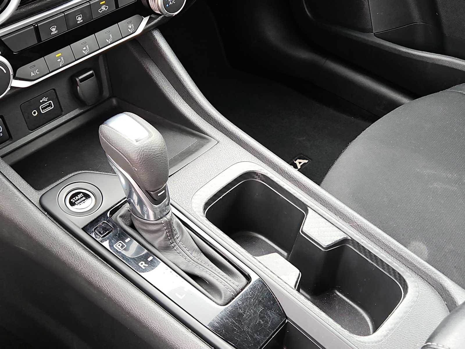 Thumbnail: 2024 Nissan Sentra - 20