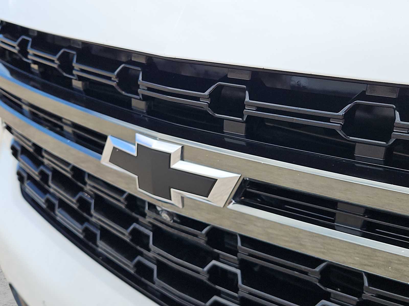 Thumbnail: 2023 Chevrolet Tahoe - 13