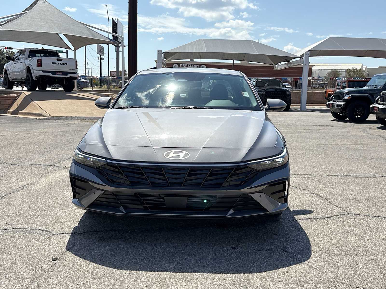 Thumbnail: 2025 Hyundai Elantra - 3