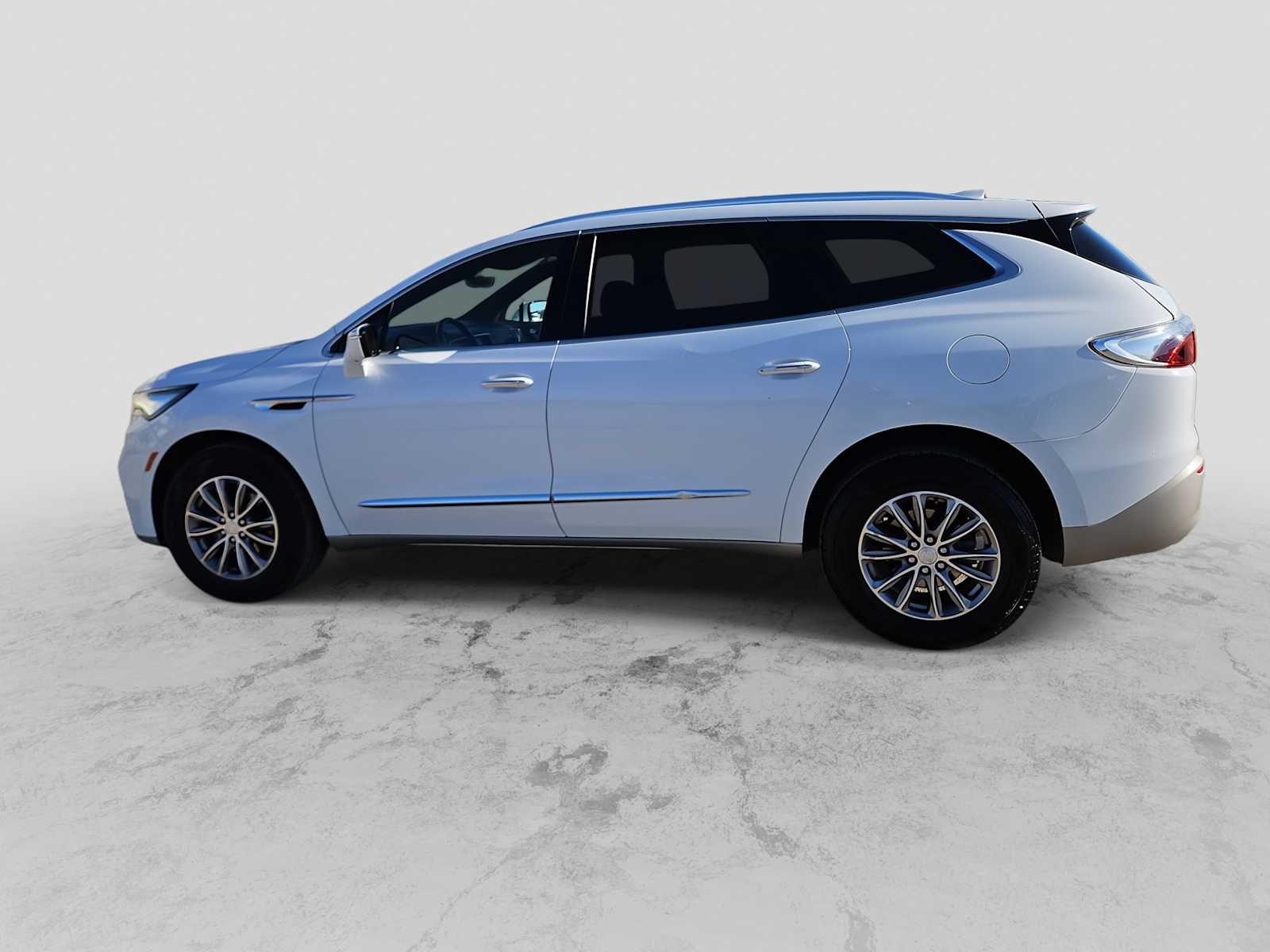 Thumbnail: 2022 Buick Enclave - 5