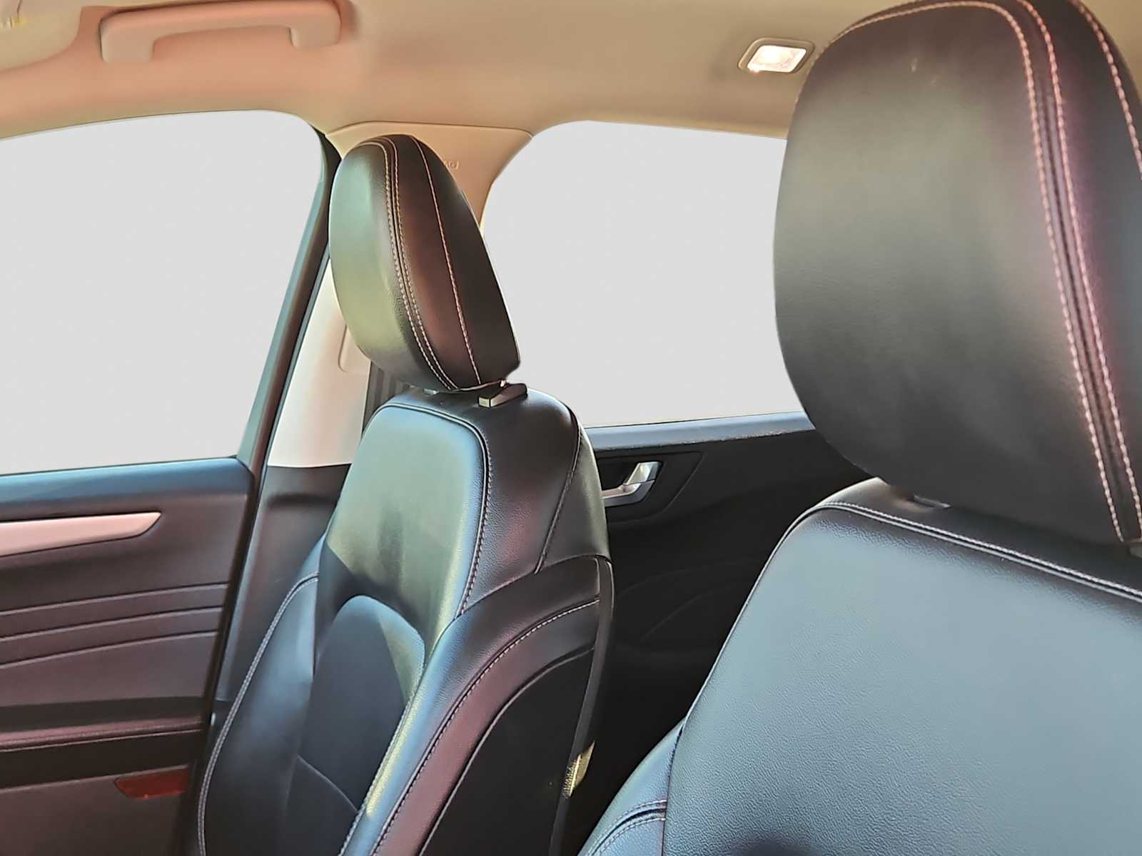 Thumbnail: 2021 Ford Escape - 18