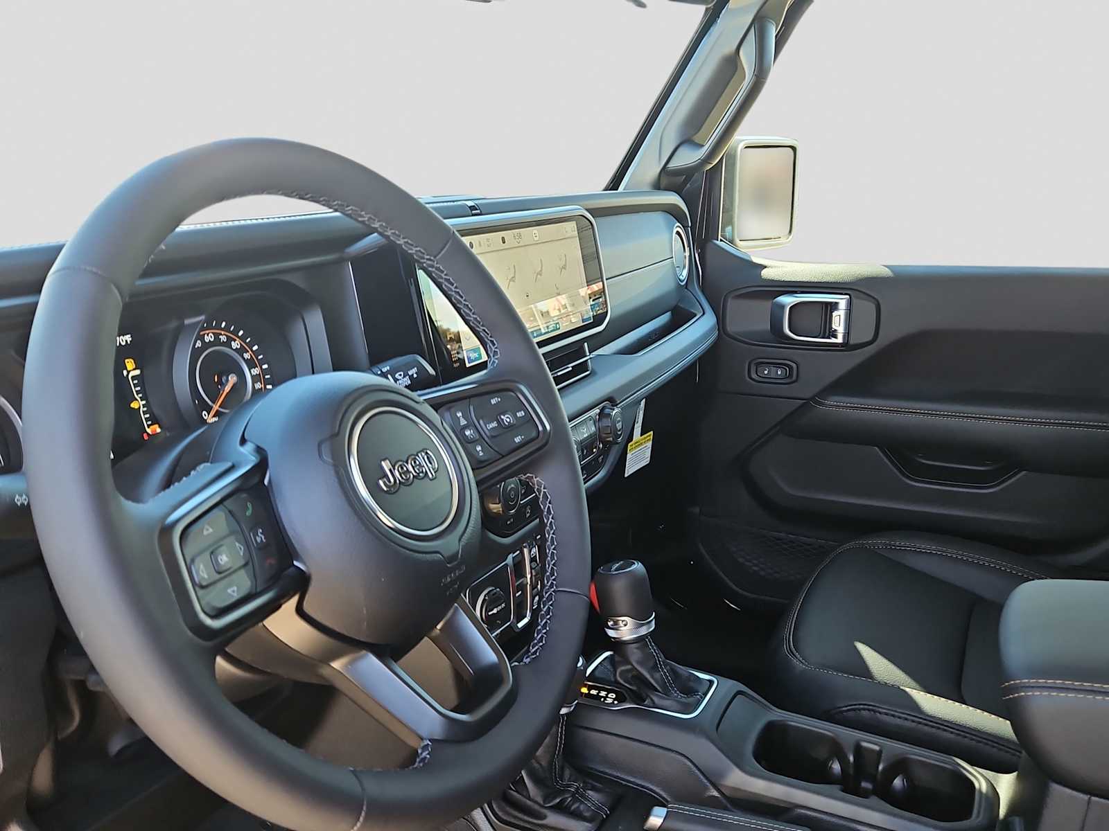 Thumbnail: 2026 Jeep Gladiator - 10