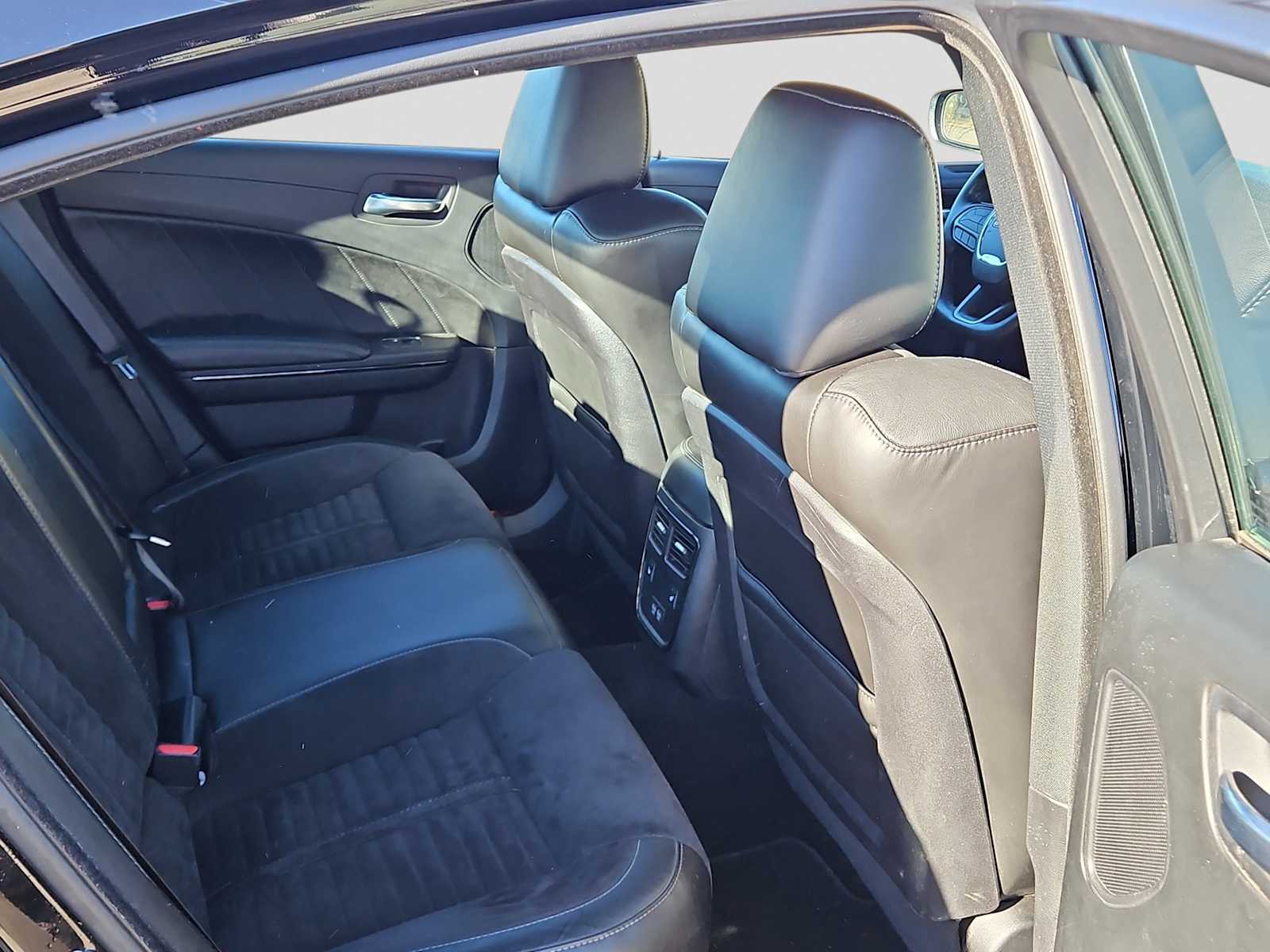 Thumbnail: 2021 Dodge Charger - 17