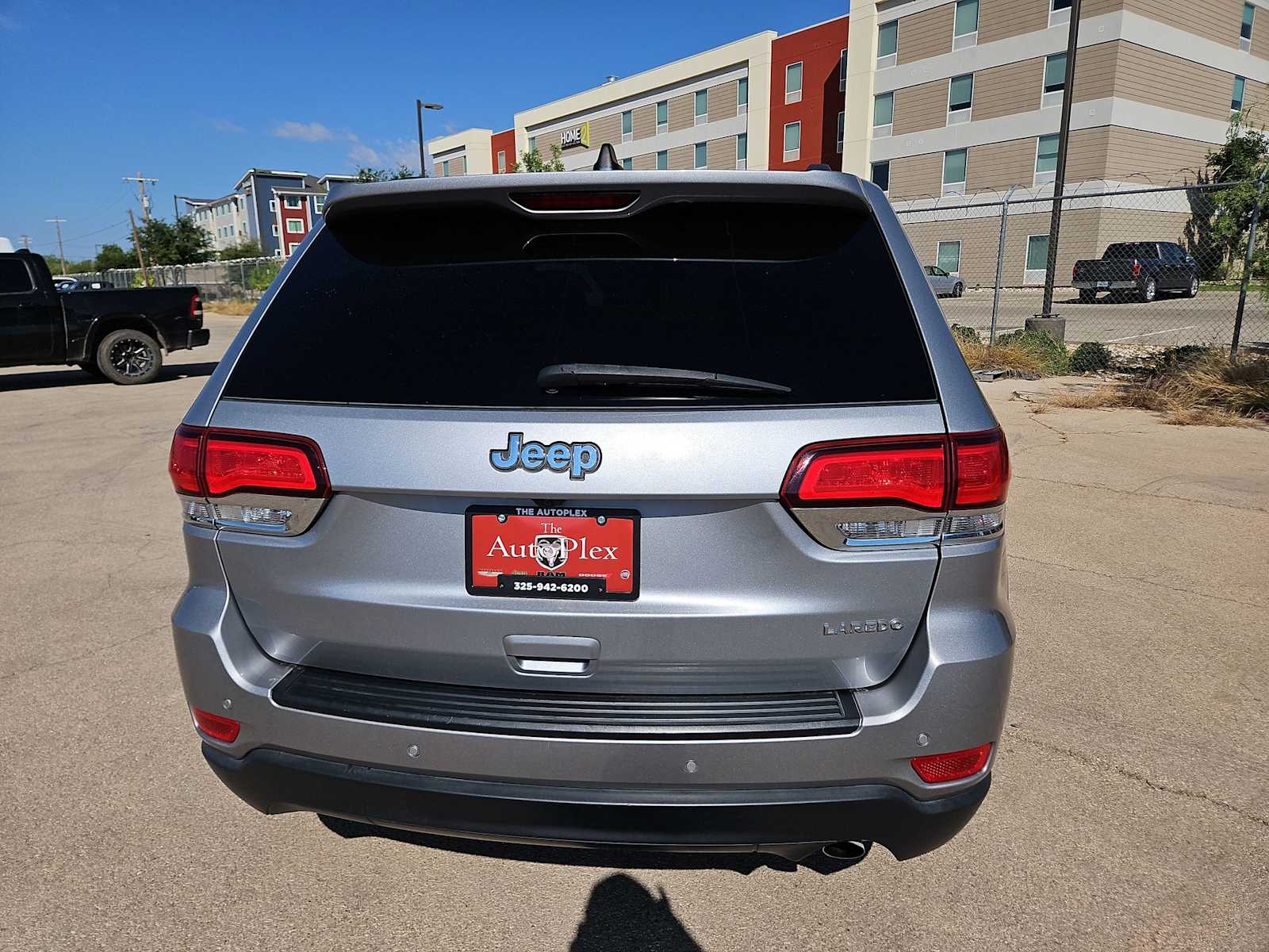 Thumbnail: 2020 Jeep Grand Cherokee - 13