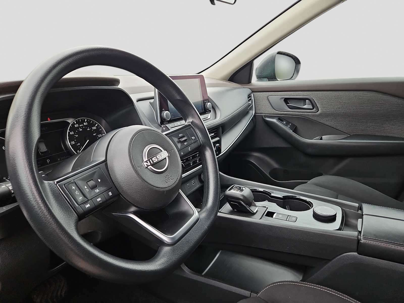 Thumbnail: 2023 Nissan Rogue - 10
