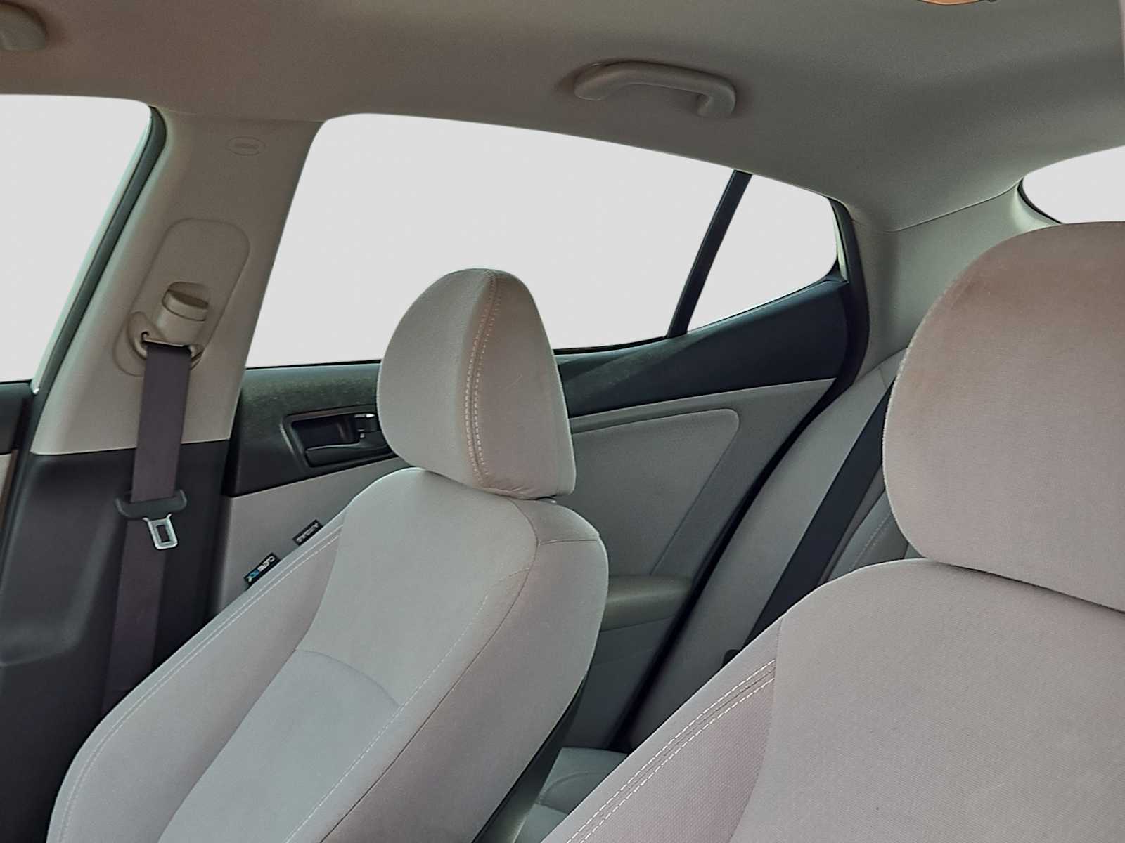 Thumbnail: 2015 Kia Optima - 15