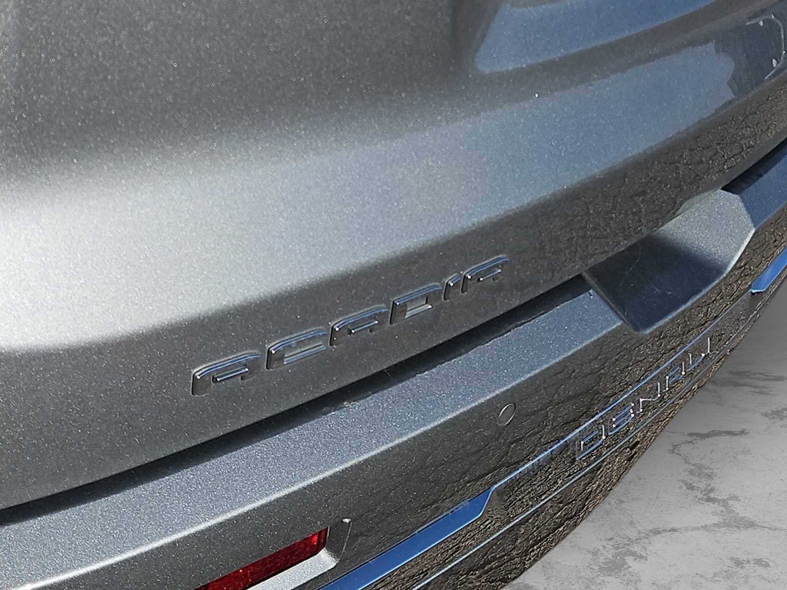 Thumbnail: 2023 GMC Acadia - 11