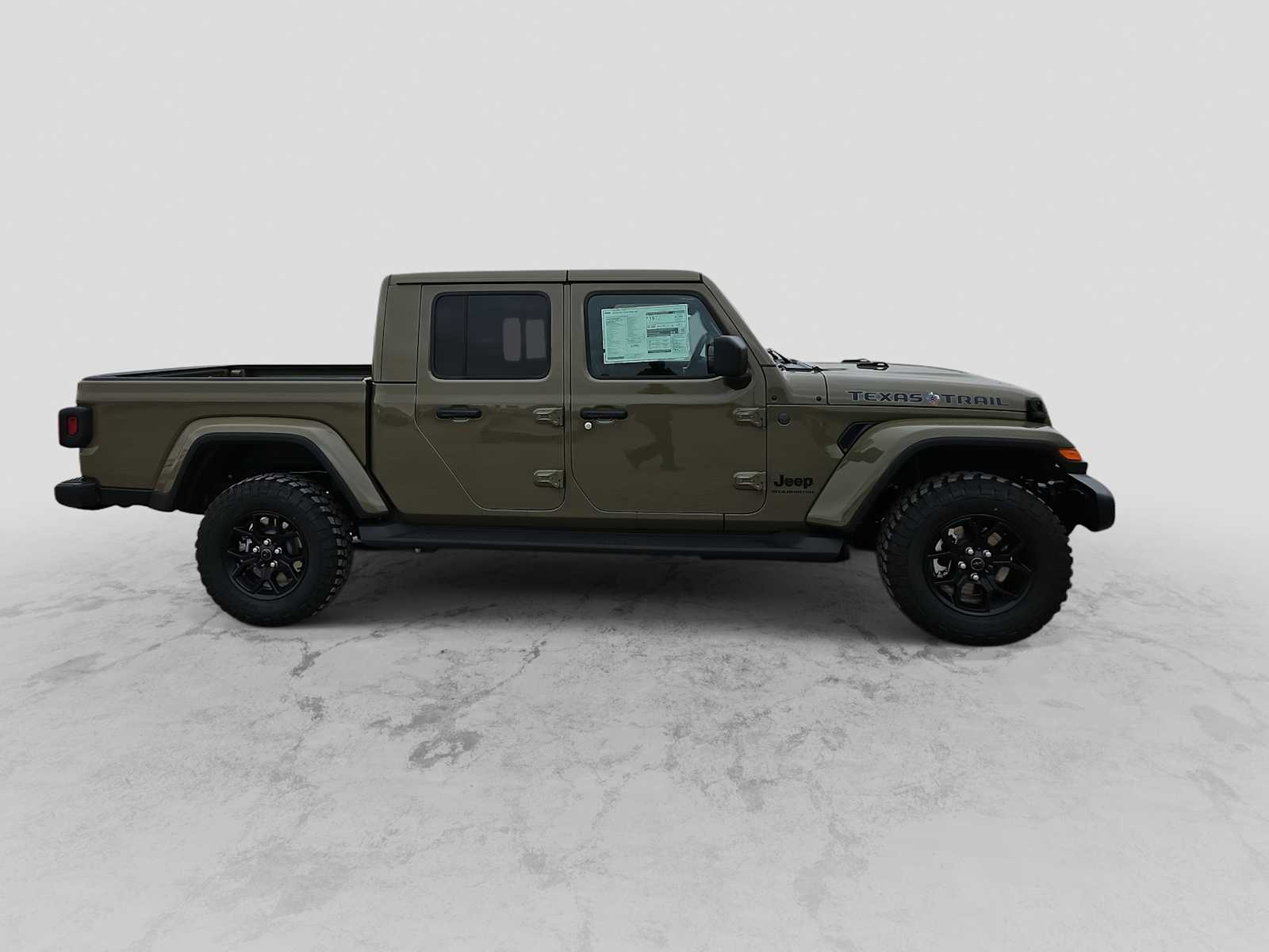 Thumbnail: 2026 Jeep Gladiator - 9