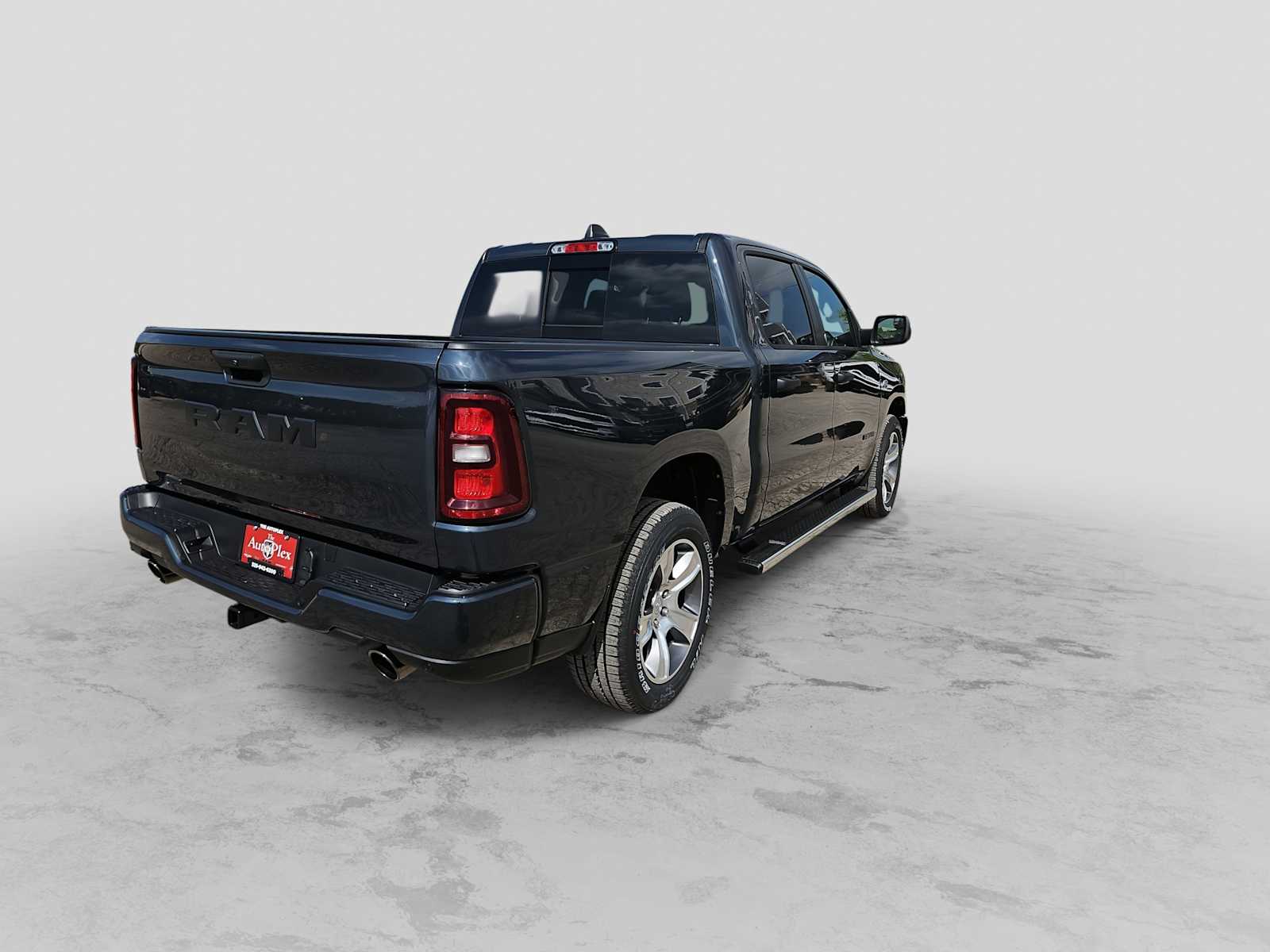 Thumbnail: 2026 RAM 1500 - 8