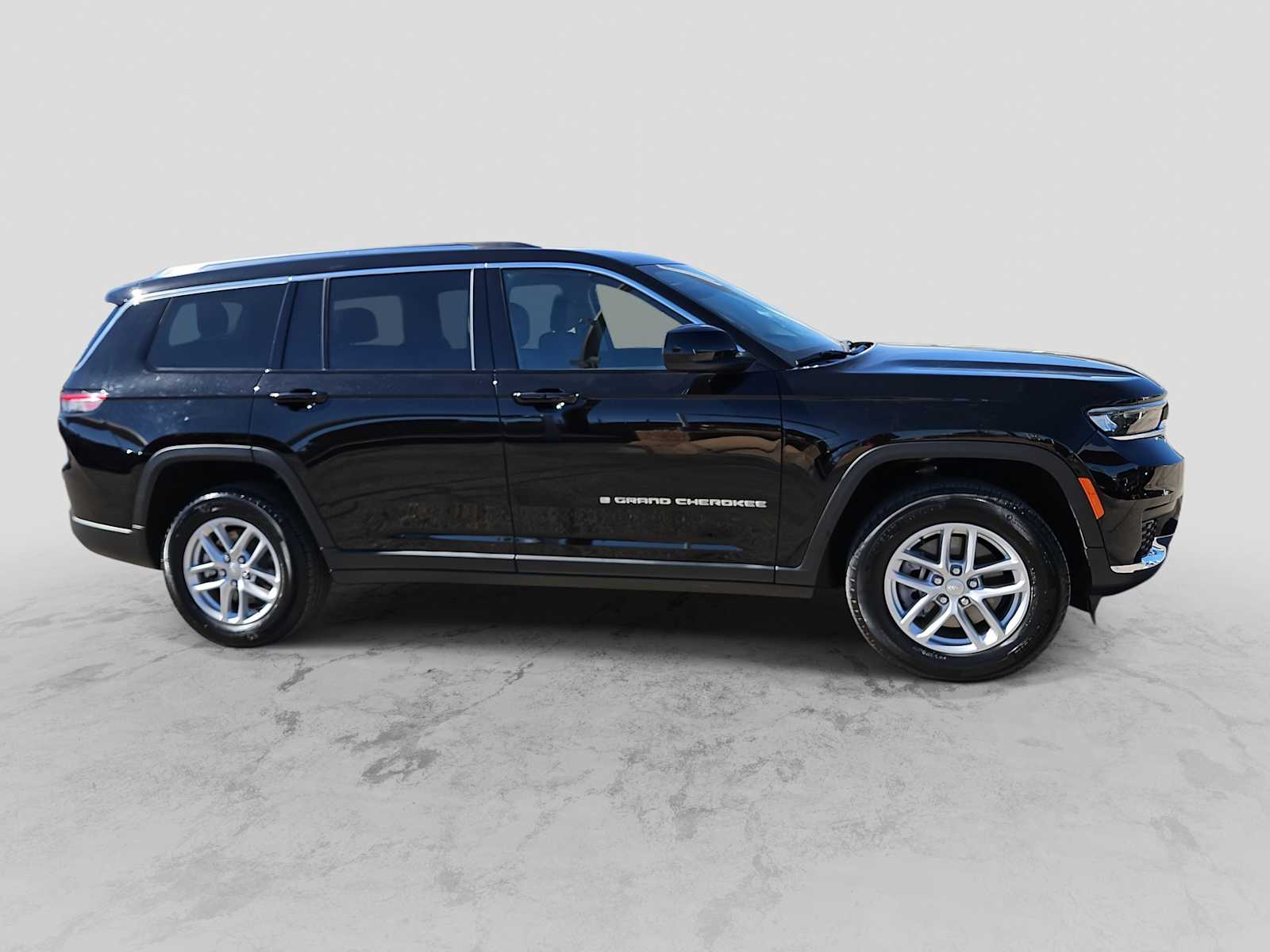 Thumbnail: 2024 Jeep Grand Cherokee L - 9