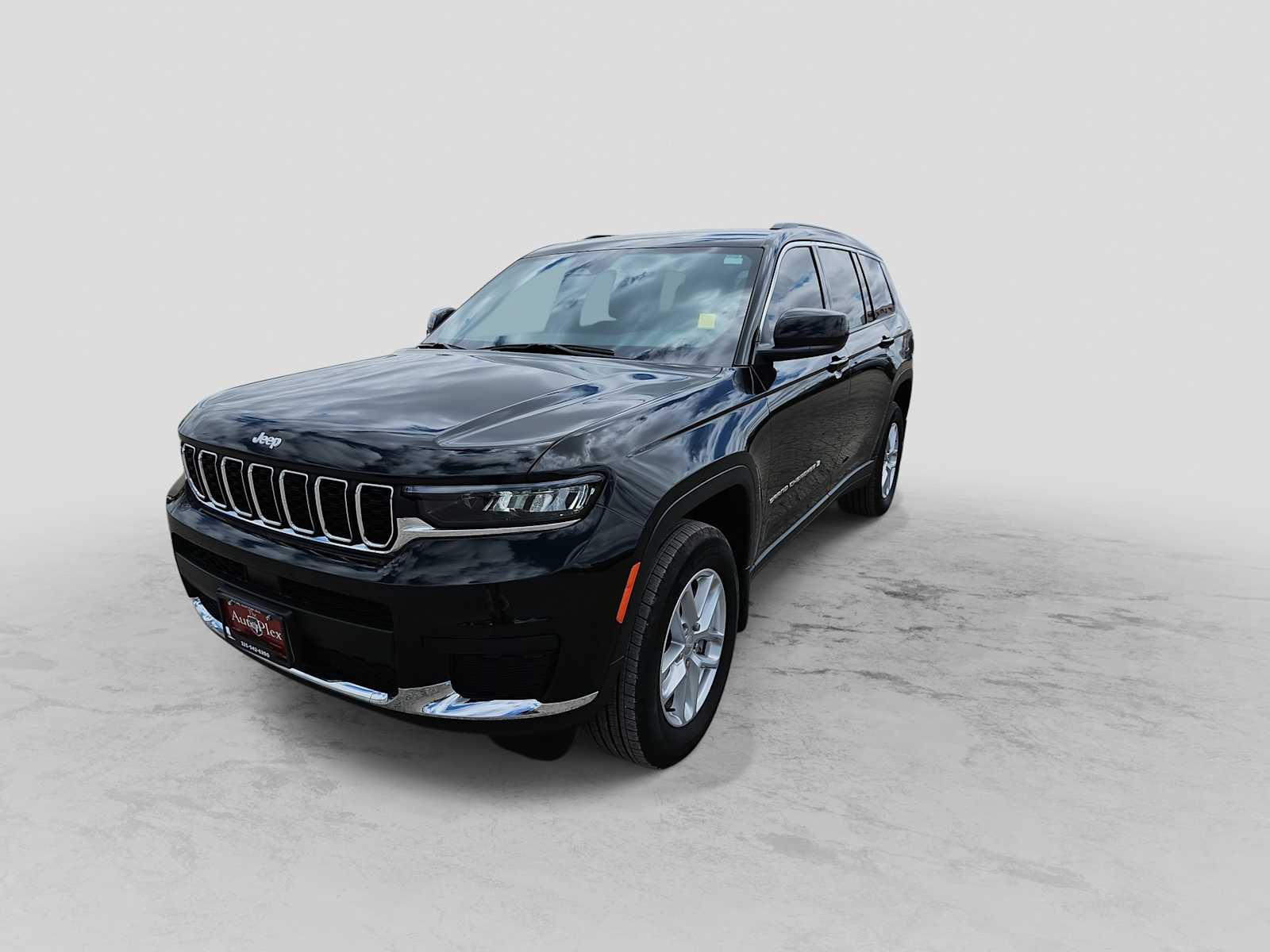 Thumbnail: 2025 Jeep Grand Cherokee L - 4