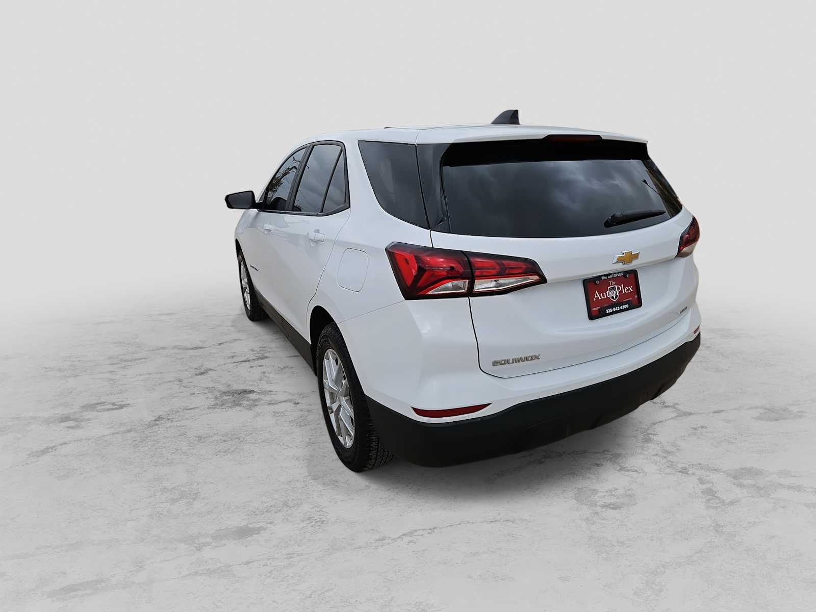 Thumbnail: 2023 Chevrolet Equinox - 6