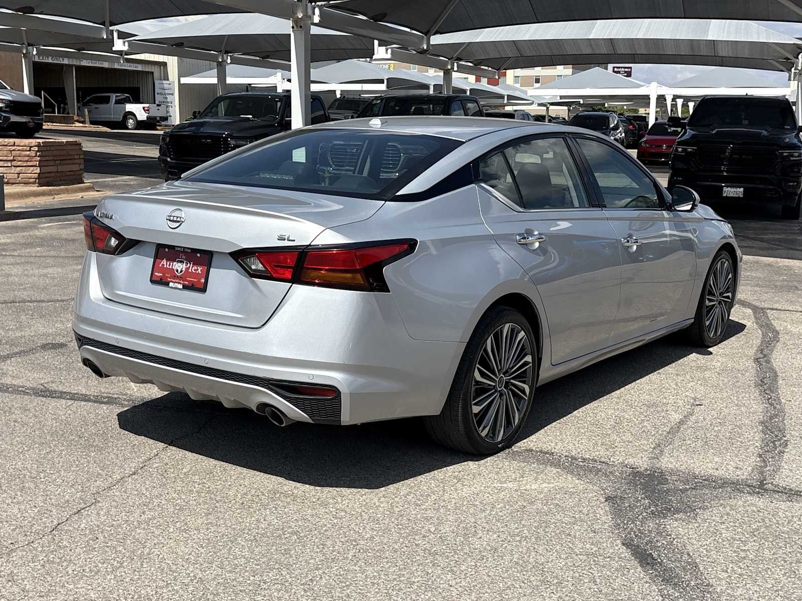 Thumbnail: 2023 Nissan Altima - 8