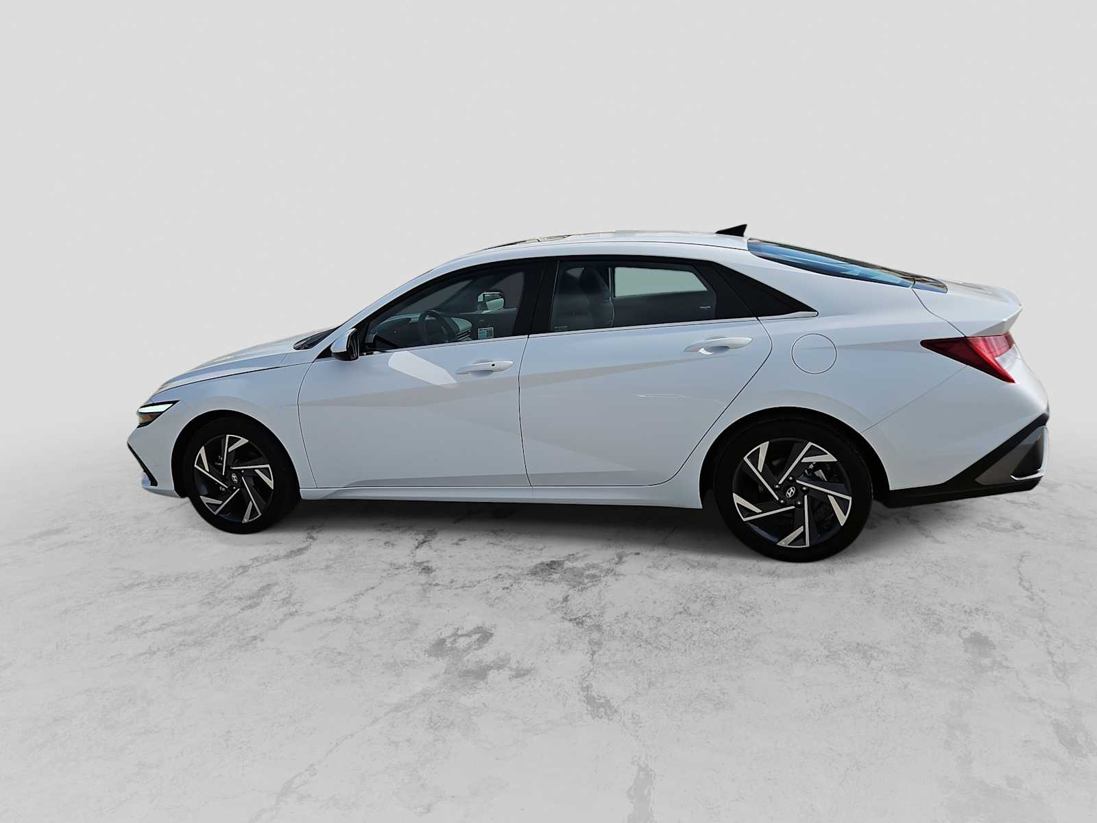 Thumbnail: 2025 Hyundai Elantra - 5