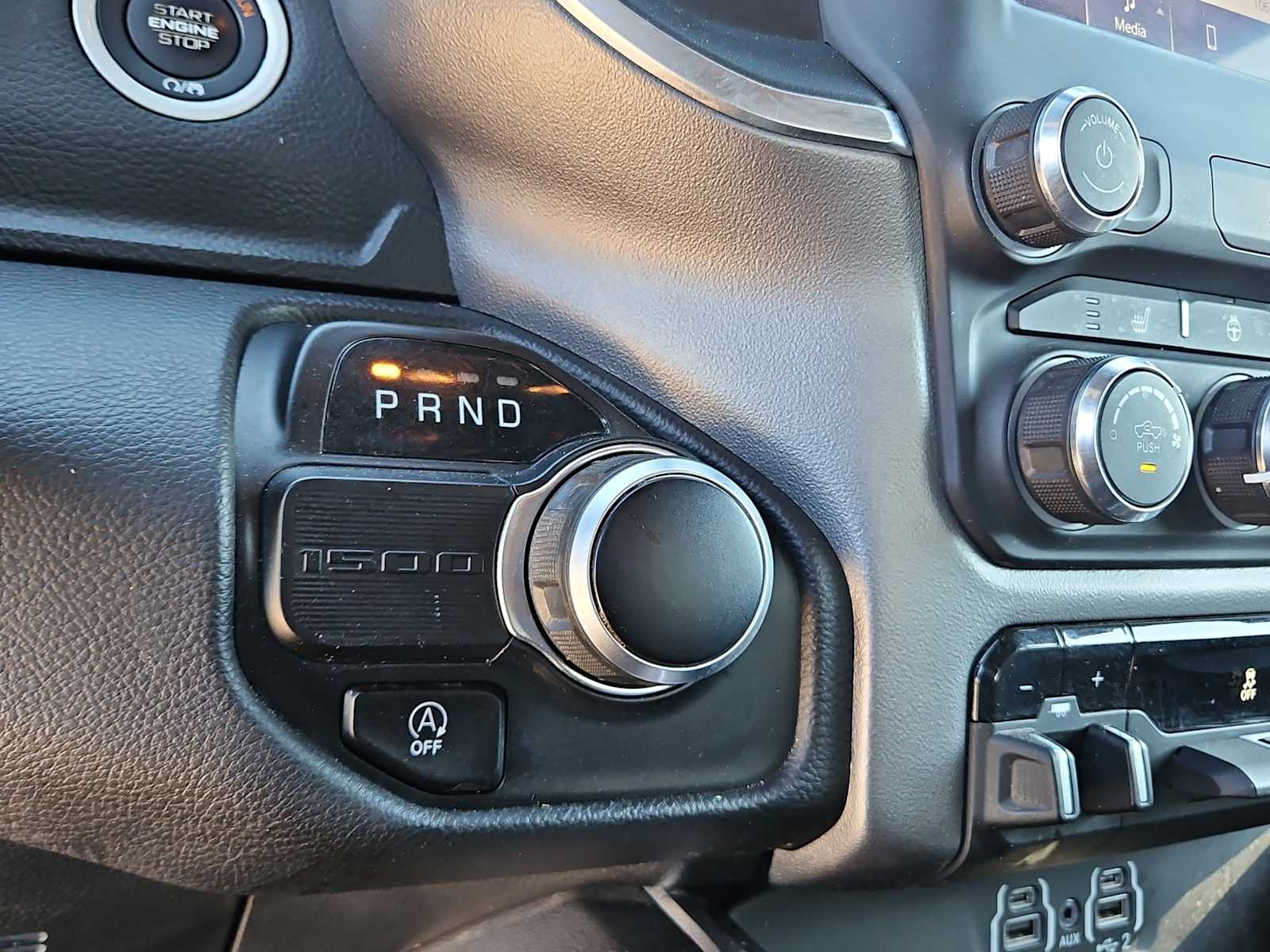 Thumbnail: 2024 RAM 1500 - 21