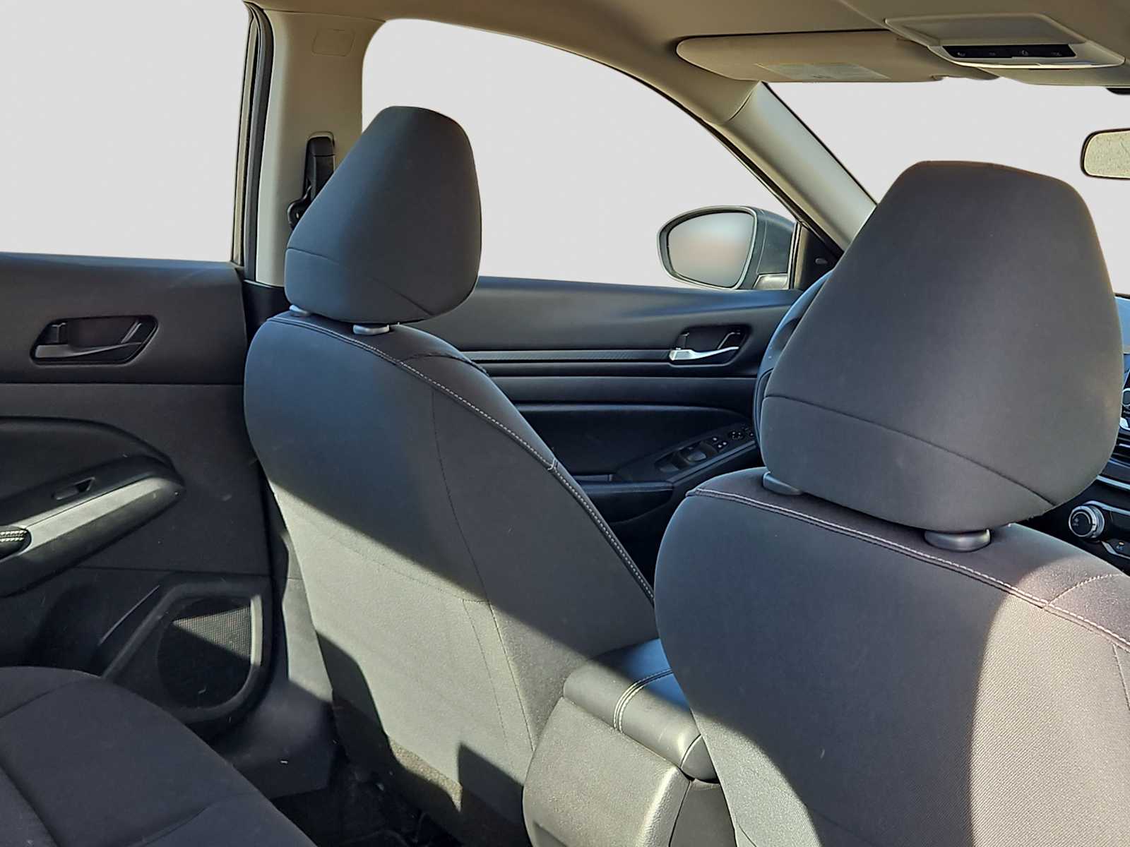 Thumbnail: 2025 Nissan Altima - 17