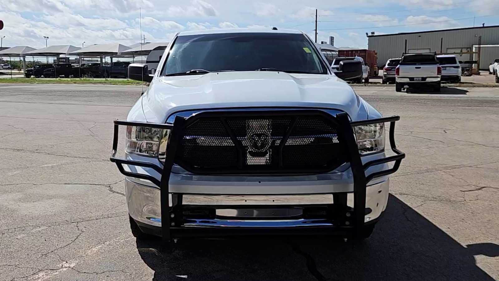 Thumbnail: 2022 RAM 1500 Classic - 3