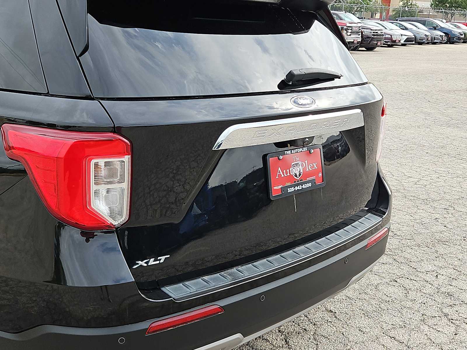 Thumbnail: 2022 Ford Explorer - 23
