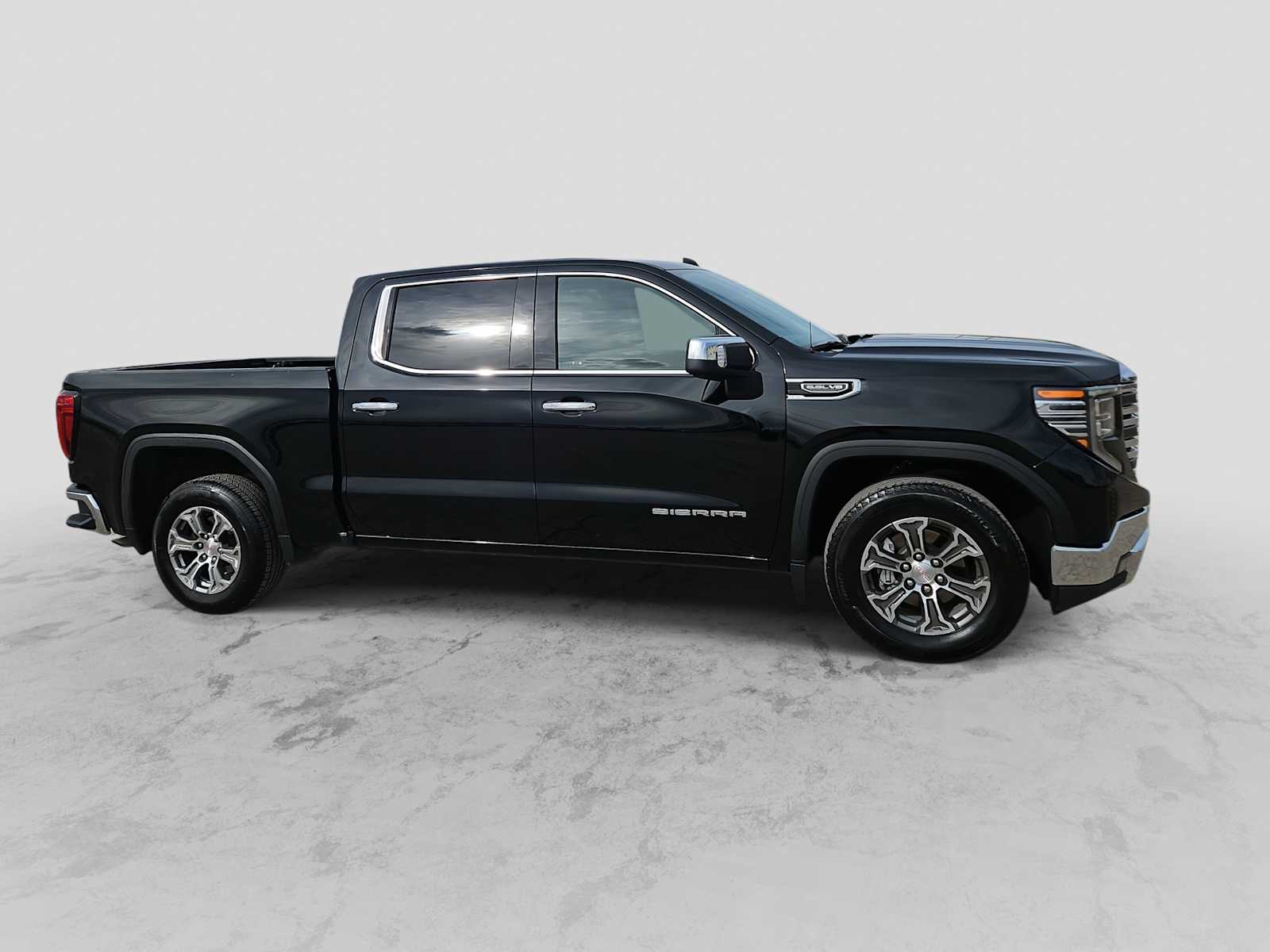 Thumbnail: 2025 GMC Sierra 1500 - 9