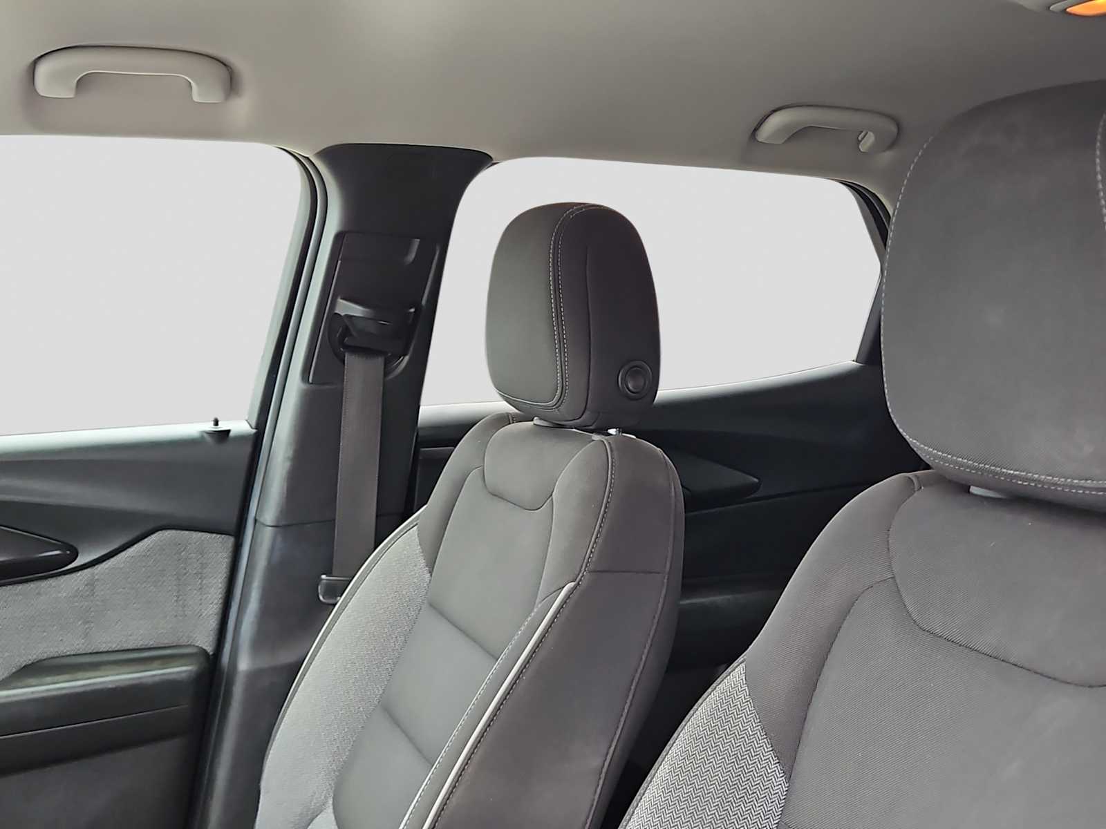 Thumbnail: 2023 Chevrolet TrailBlazer - 17