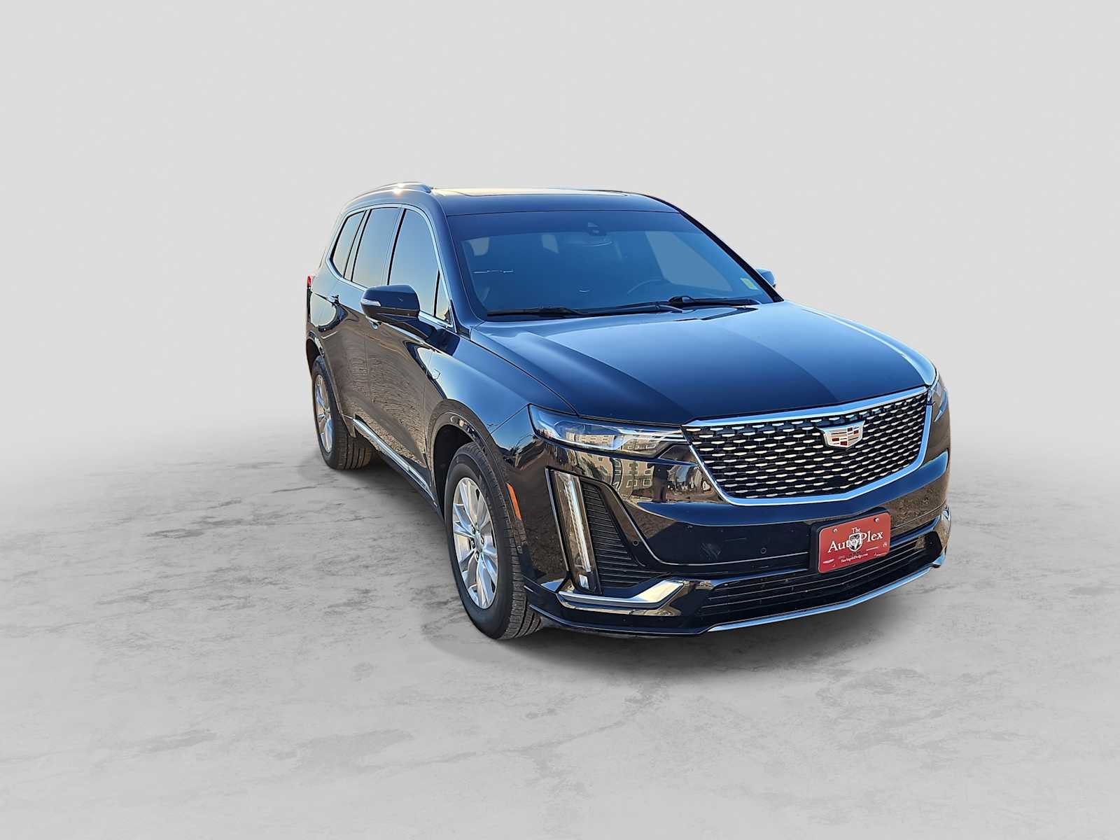 Thumbnail: 2022 Cadillac XT6 - 2