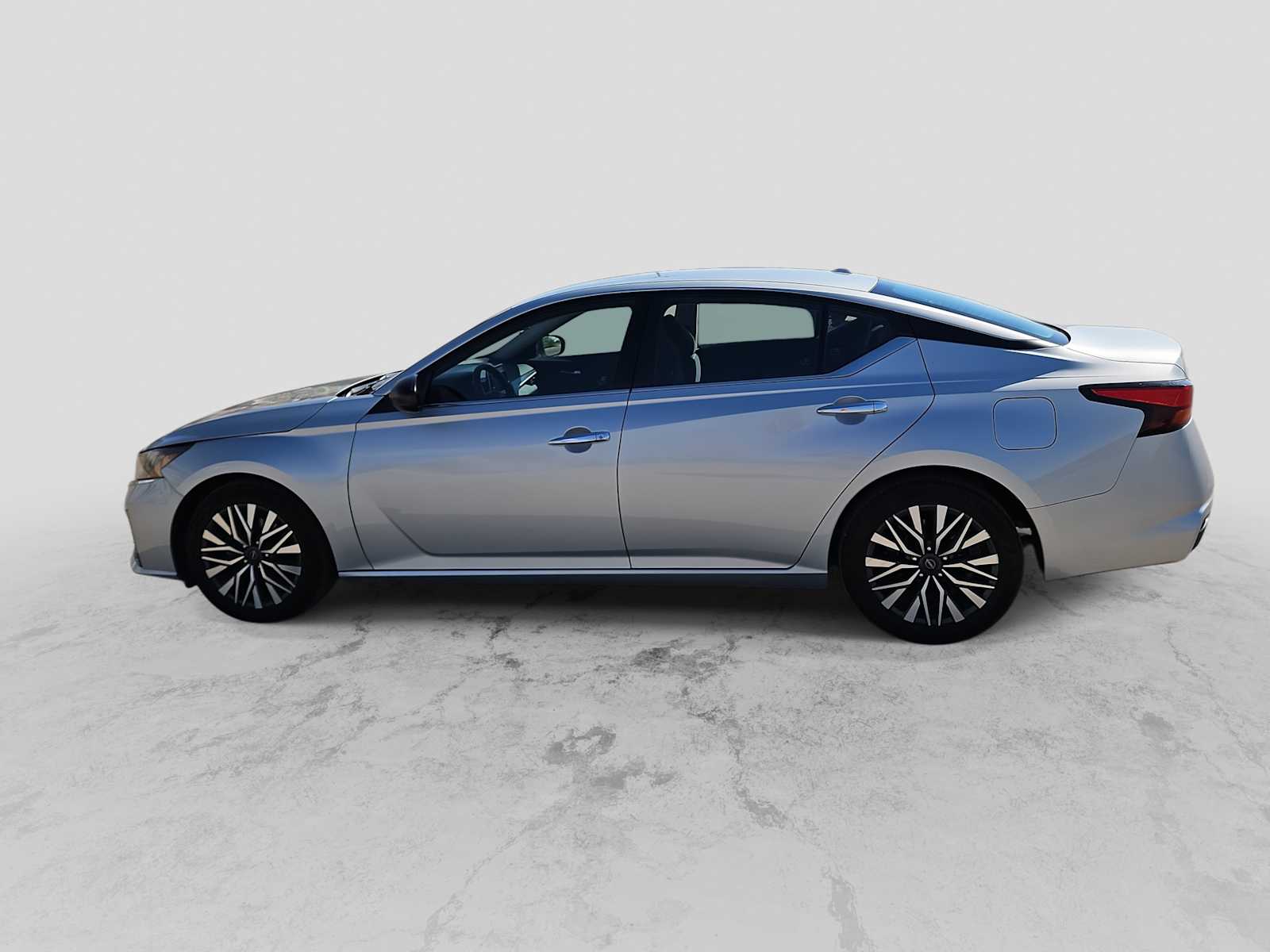 Thumbnail: 2024 Nissan Altima - 5