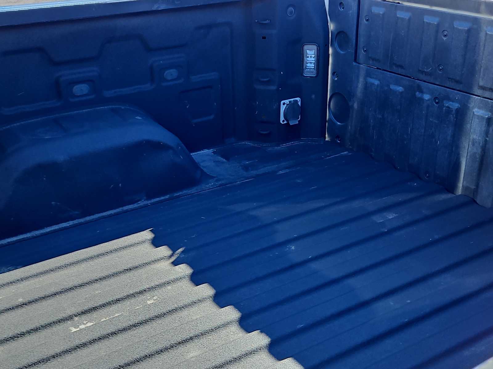 Thumbnail: 2023 GMC Sierra 1500 - 23