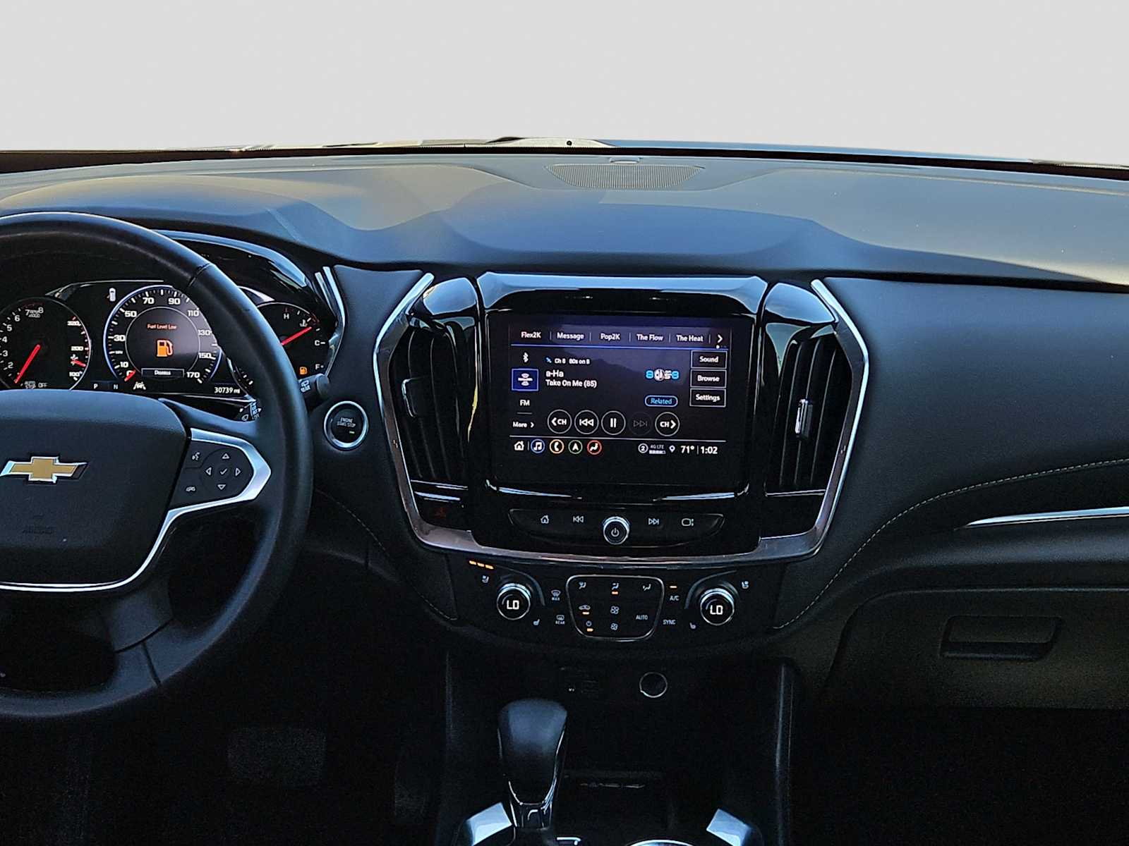 Thumbnail: 2023 Chevrolet Traverse - 14