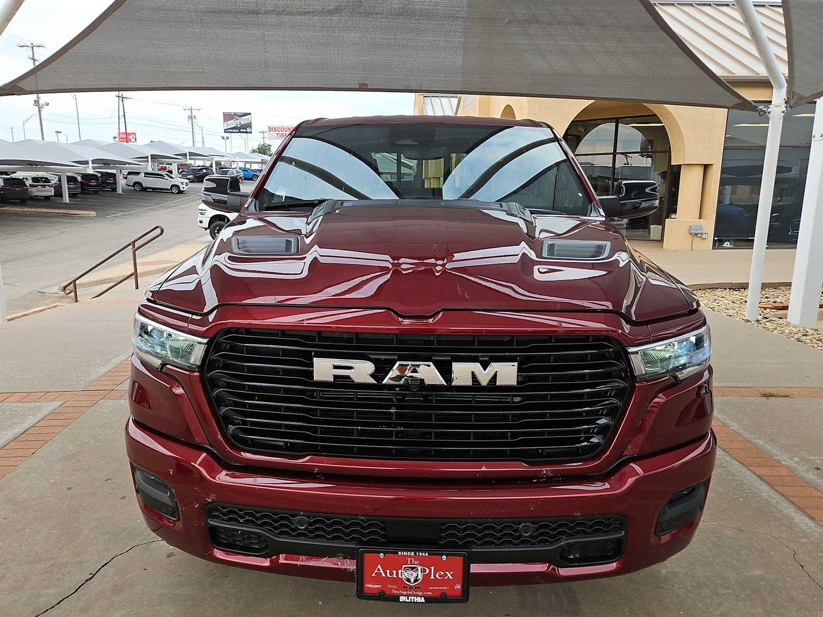 Thumbnail: 2026 RAM 1500 - 6