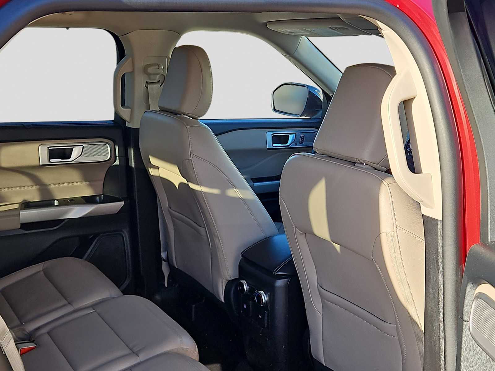 Thumbnail: 2024 Ford Explorer - 16