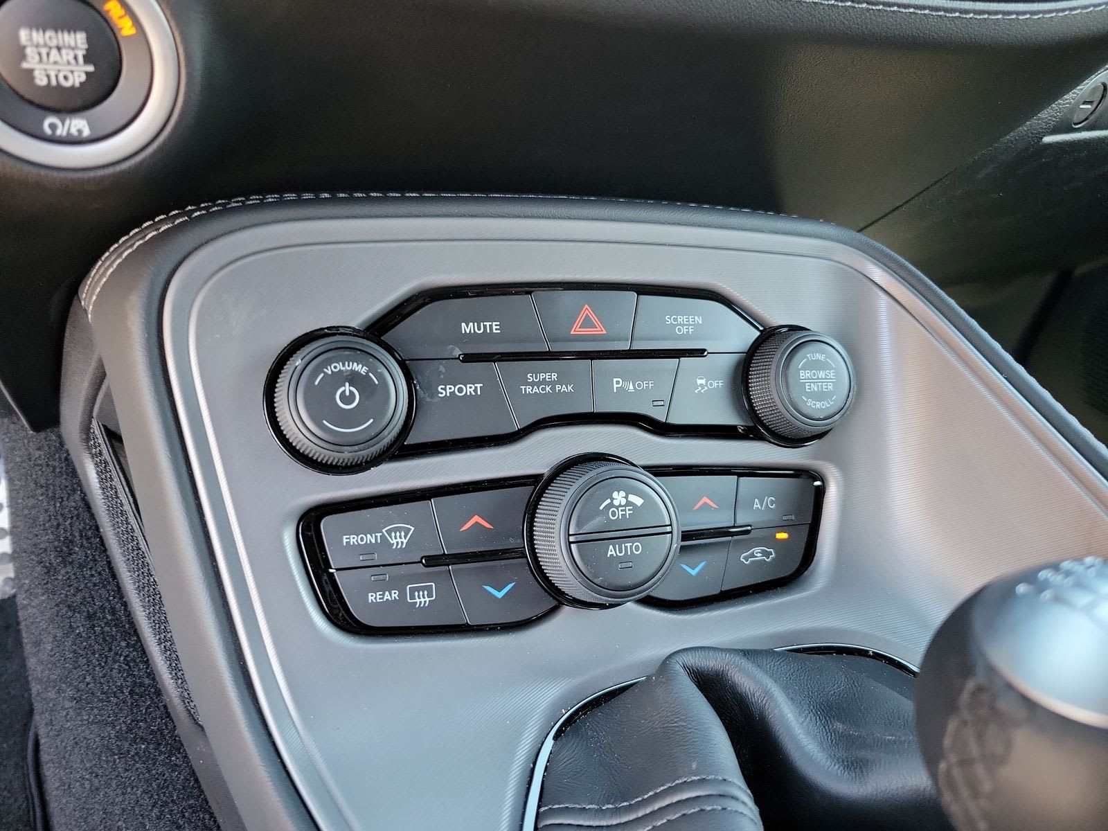 2023 Dodge Challenger R/T 29
