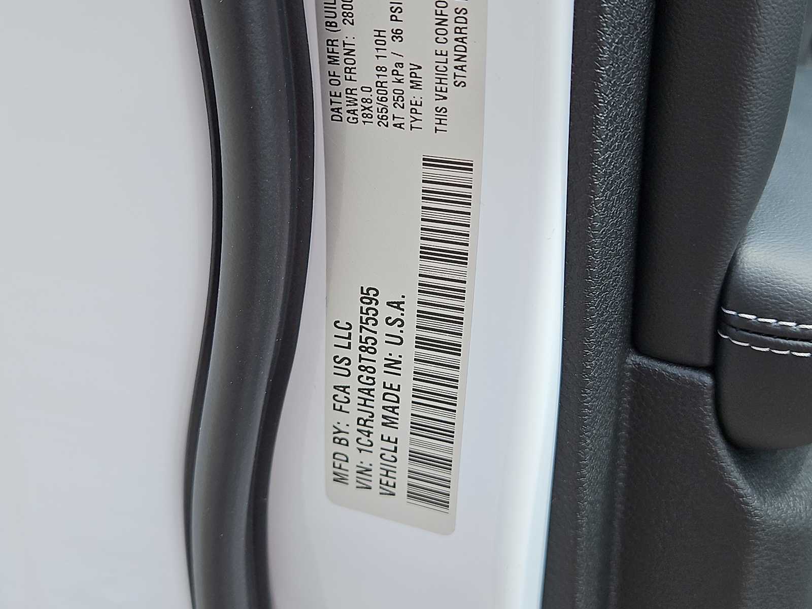 Thumbnail: 2026 Jeep Grand Cherokee - 25