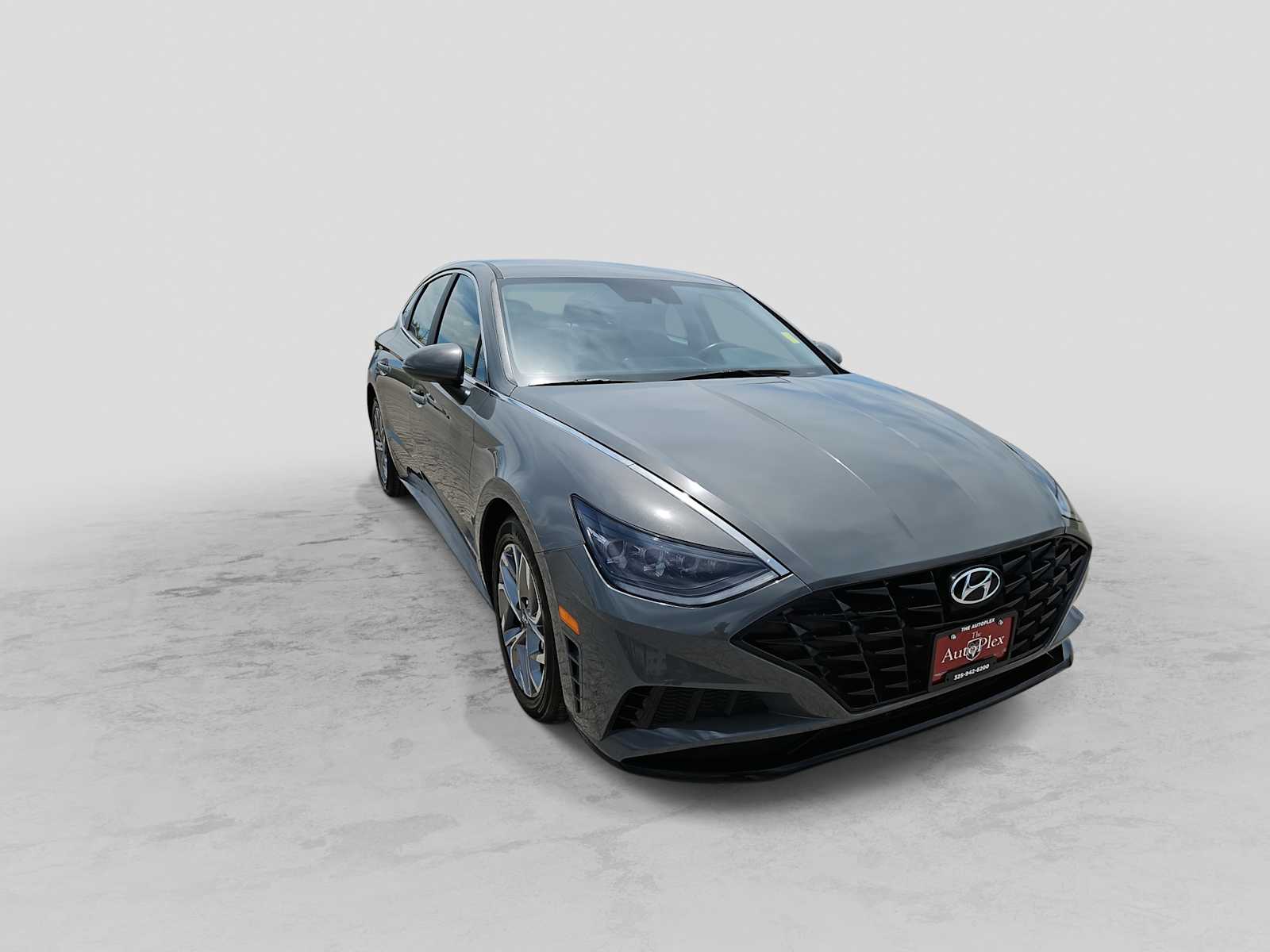 Thumbnail: 2023 Hyundai Sonata - 2