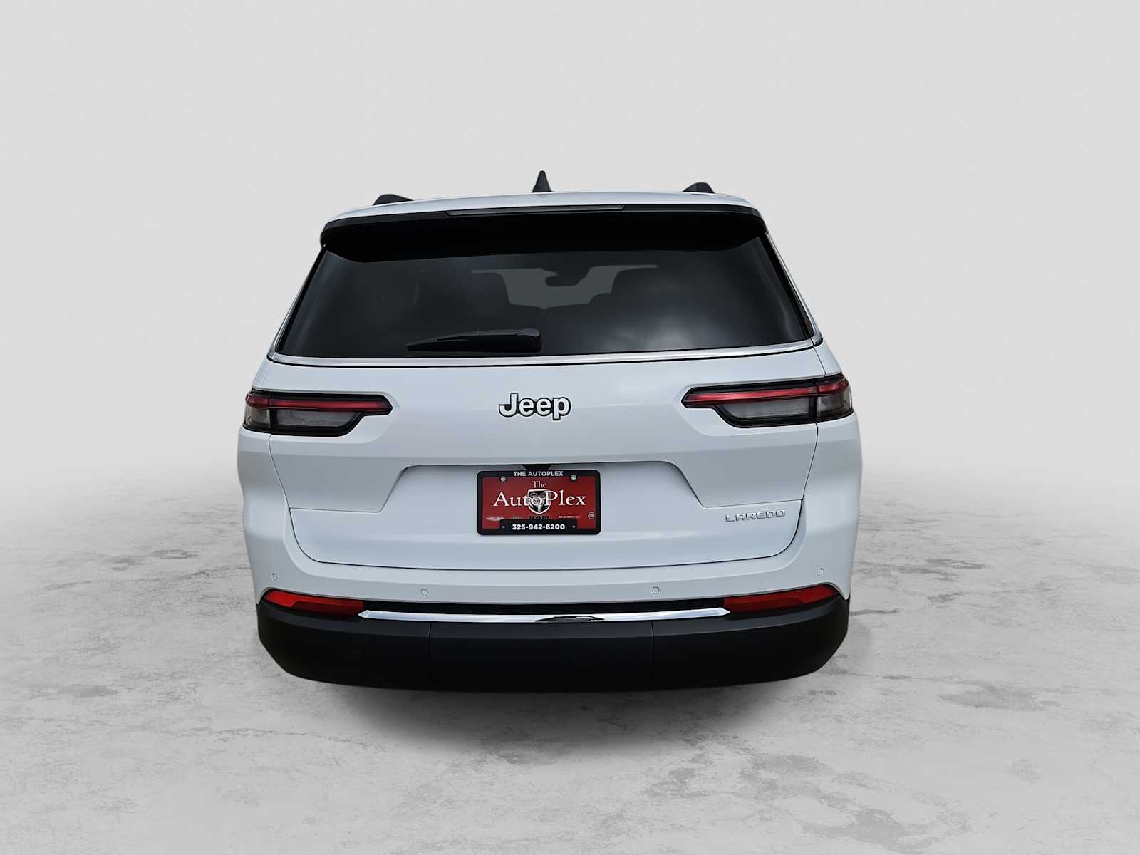 Thumbnail: 2026 Jeep Grand Cherokee L - 7
