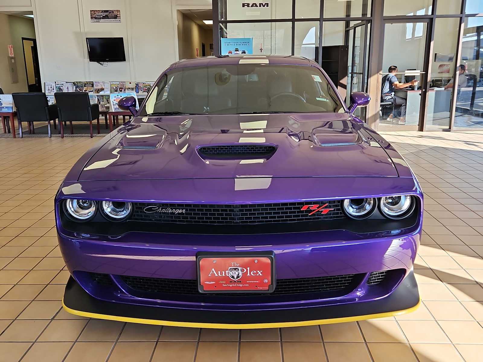 Thumbnail: 2023 Dodge Challenger - 7