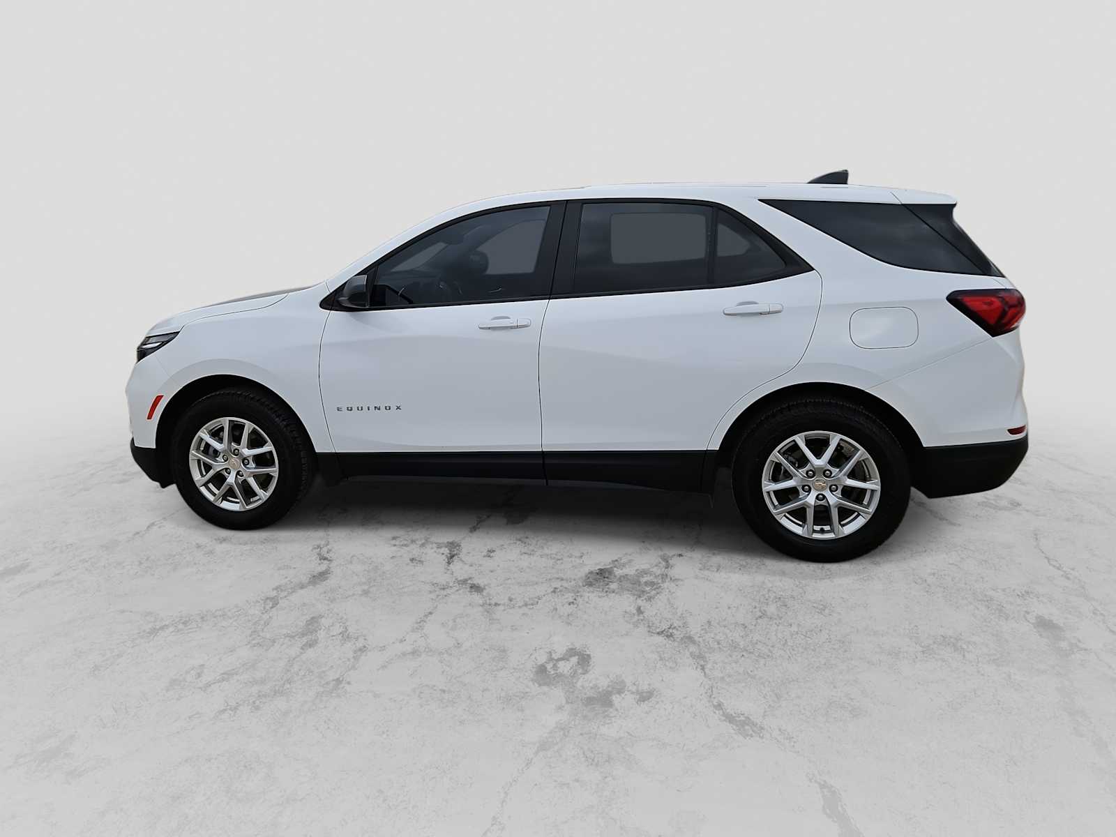Thumbnail: 2023 Chevrolet Equinox - 5
