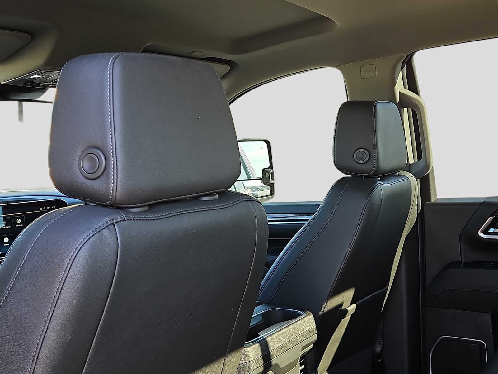 Thumbnail: 2024 Chevrolet Silverado 2500 - 16