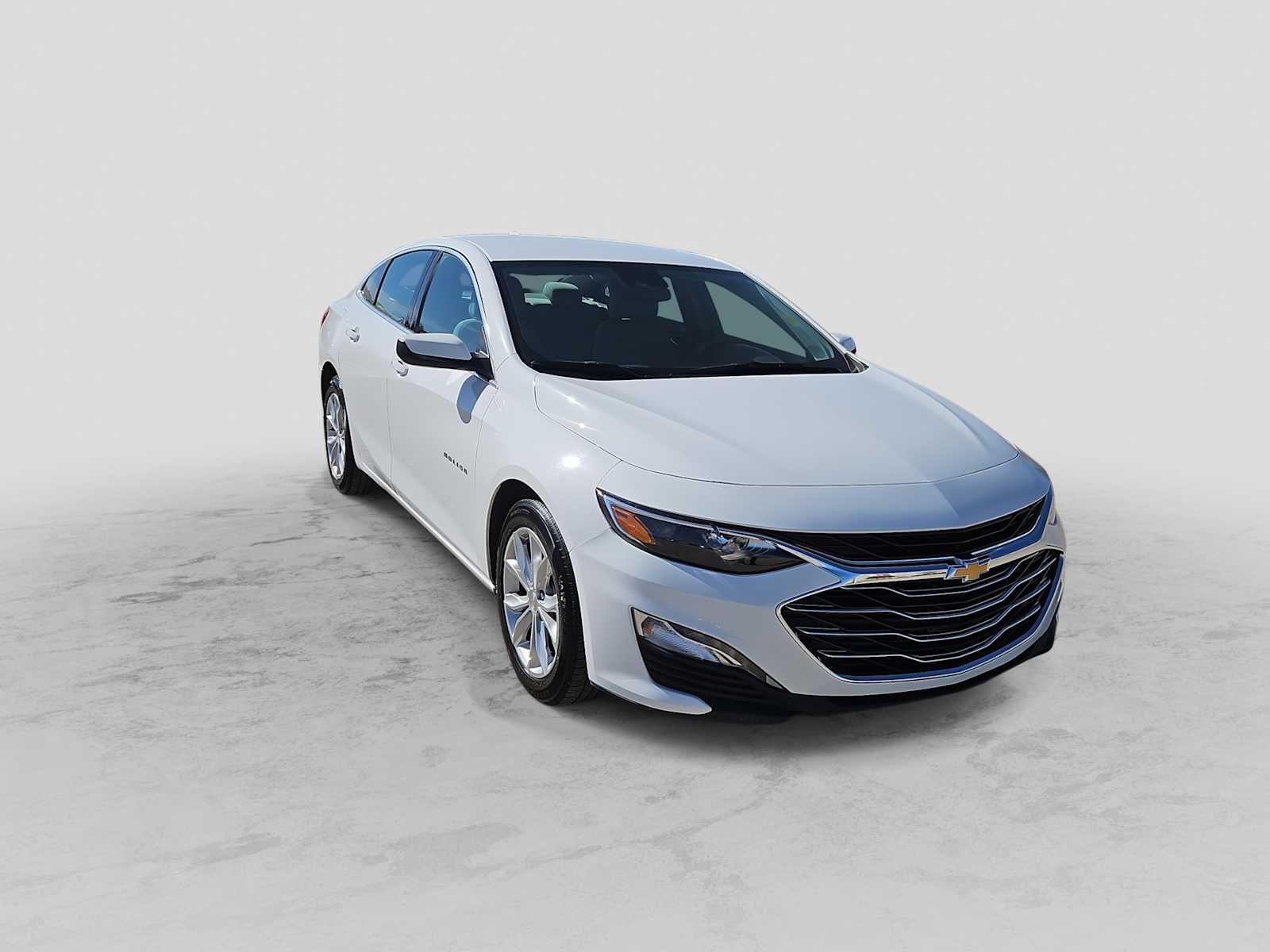 Thumbnail: 2024 Chevrolet Malibu - 2