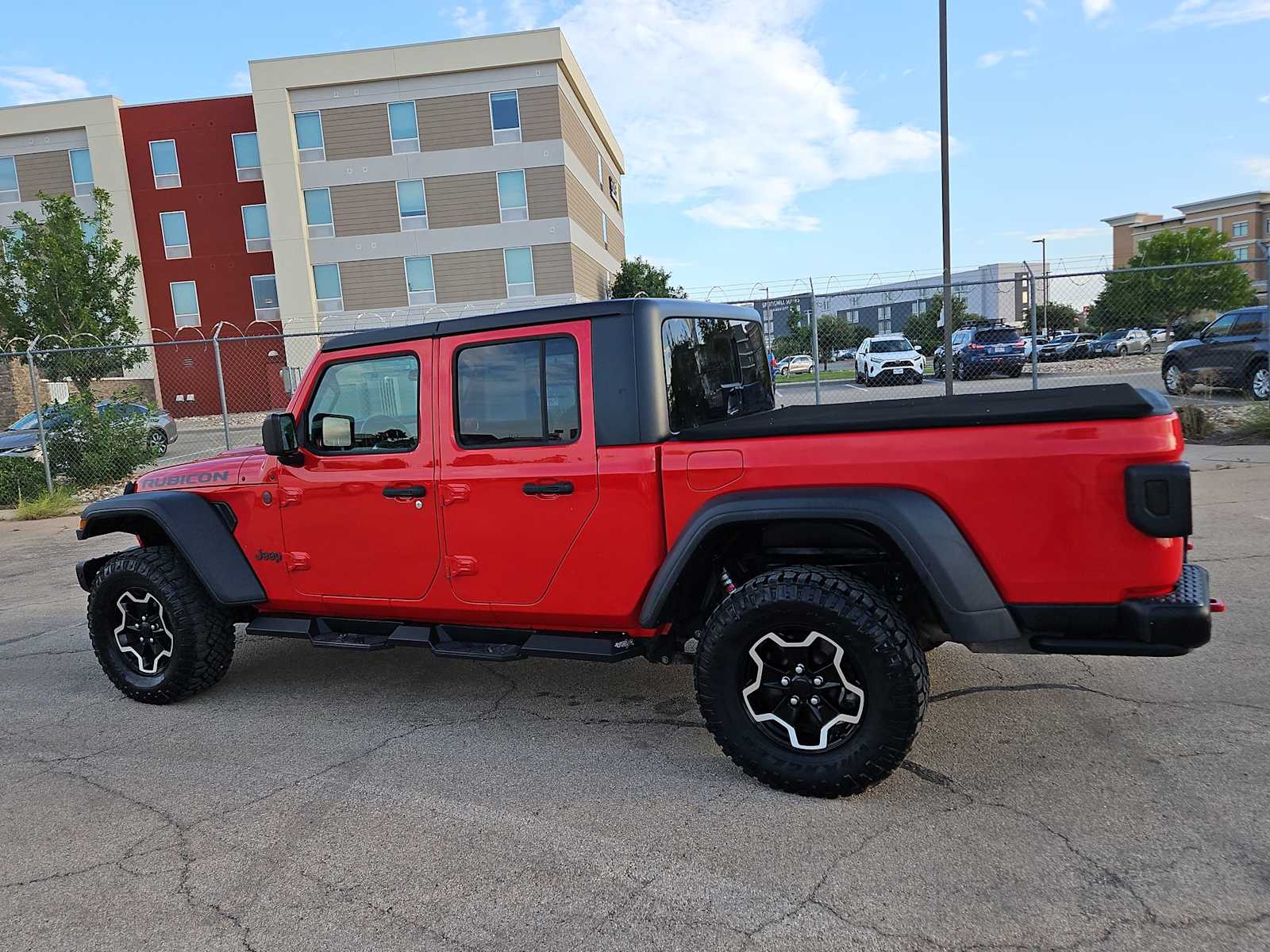 Thumbnail: 2020 Jeep Gladiator - 11