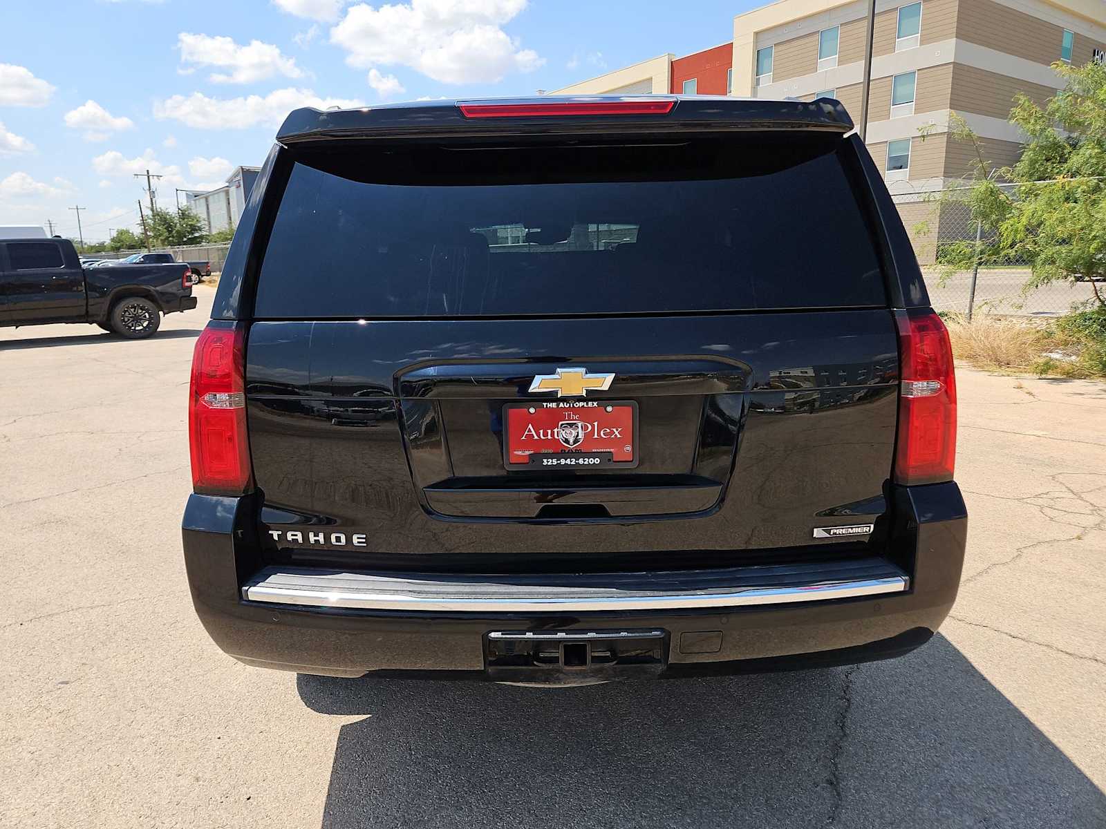 Thumbnail: 2017 Chevrolet Tahoe - 13